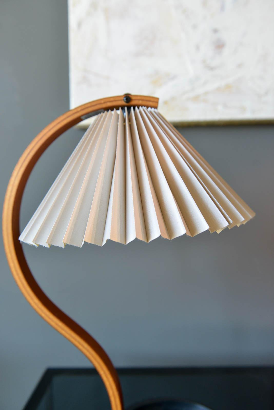 Bentwood Table Lamp by Caprani Light of Denmark, circa 1971 In Good Condition In Costa Mesa, CA