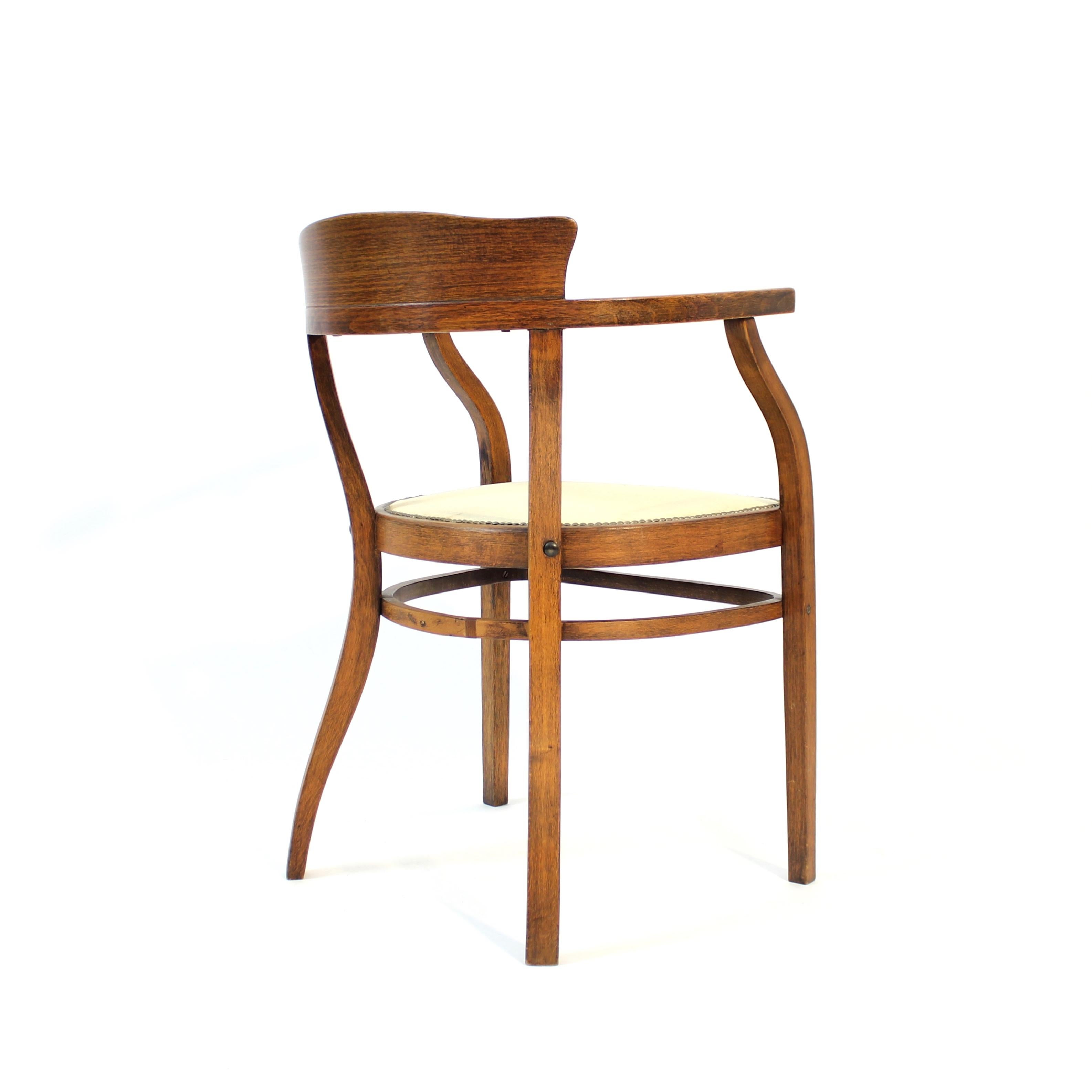 Velvet Bentwood Thonet armchair, early 20th century For Sale