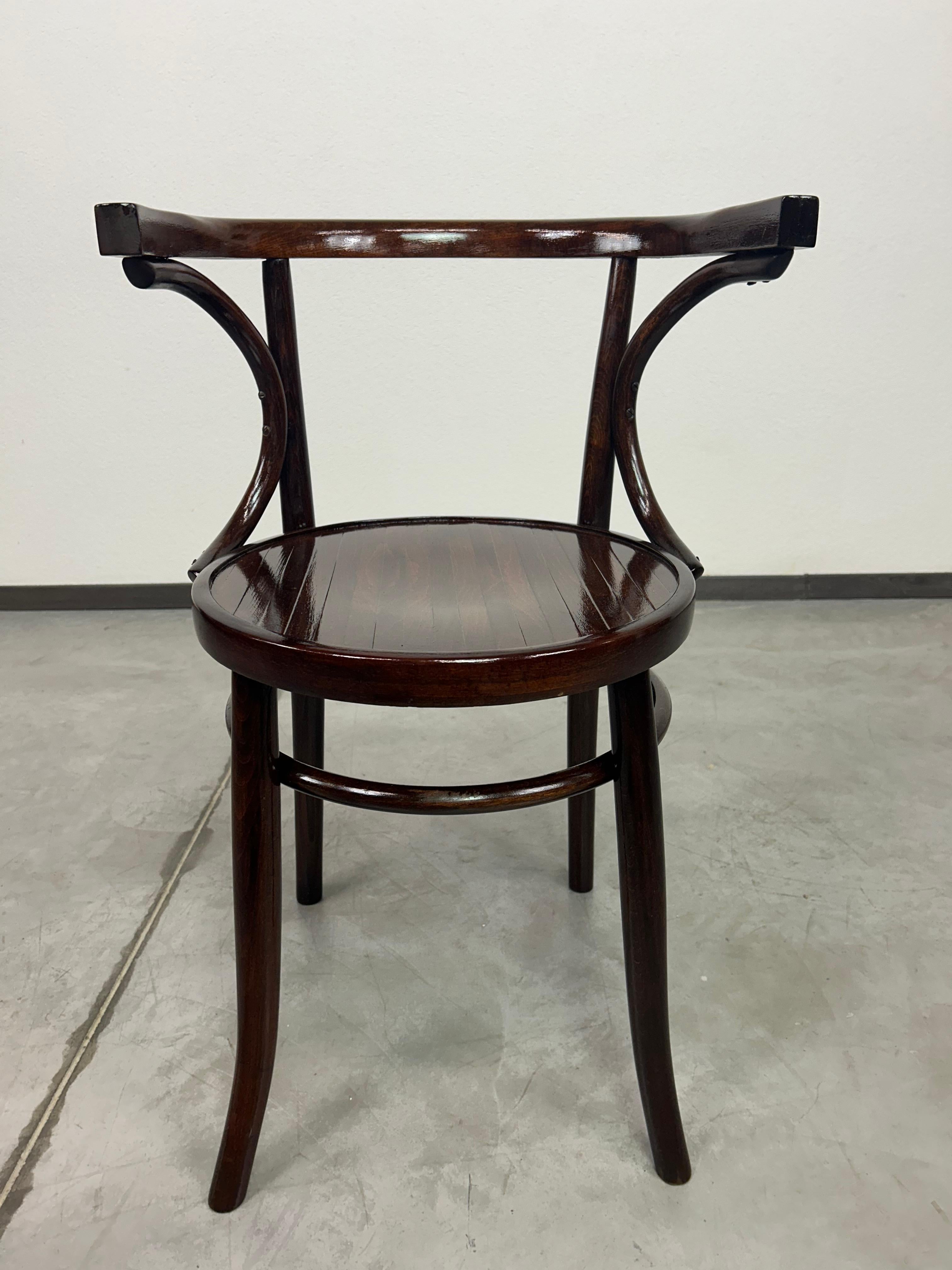 Bentwood Thonet chairs In Excellent Condition In Banská Štiavnica, SK