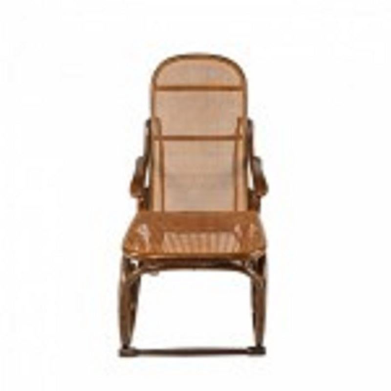 Chaise aus Bugholz im Thonet-Stil mit Schnörkeldesign (Französisch) im Angebot