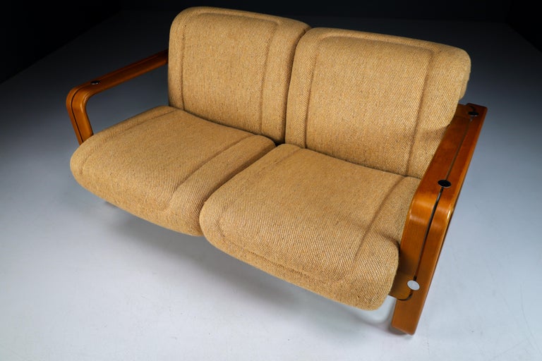 Mid-Century Modern Bentwood Two Seat Sofa in Original Jute Fabric by Jan Bočan, 1960s For Sale