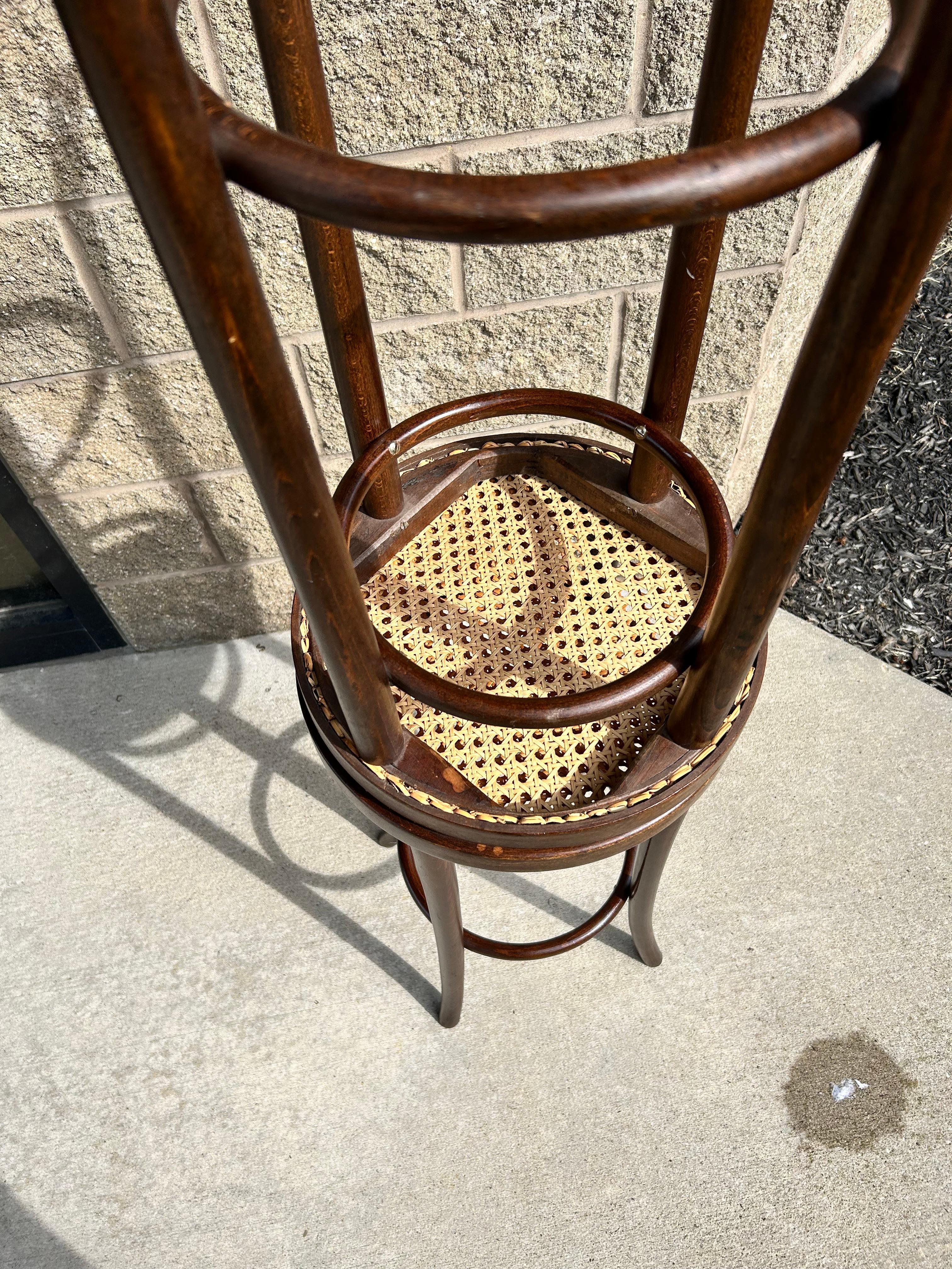 Fin du 20e siècle Bentwood & Vienna Tabouret de bar en paille-Paire en vente