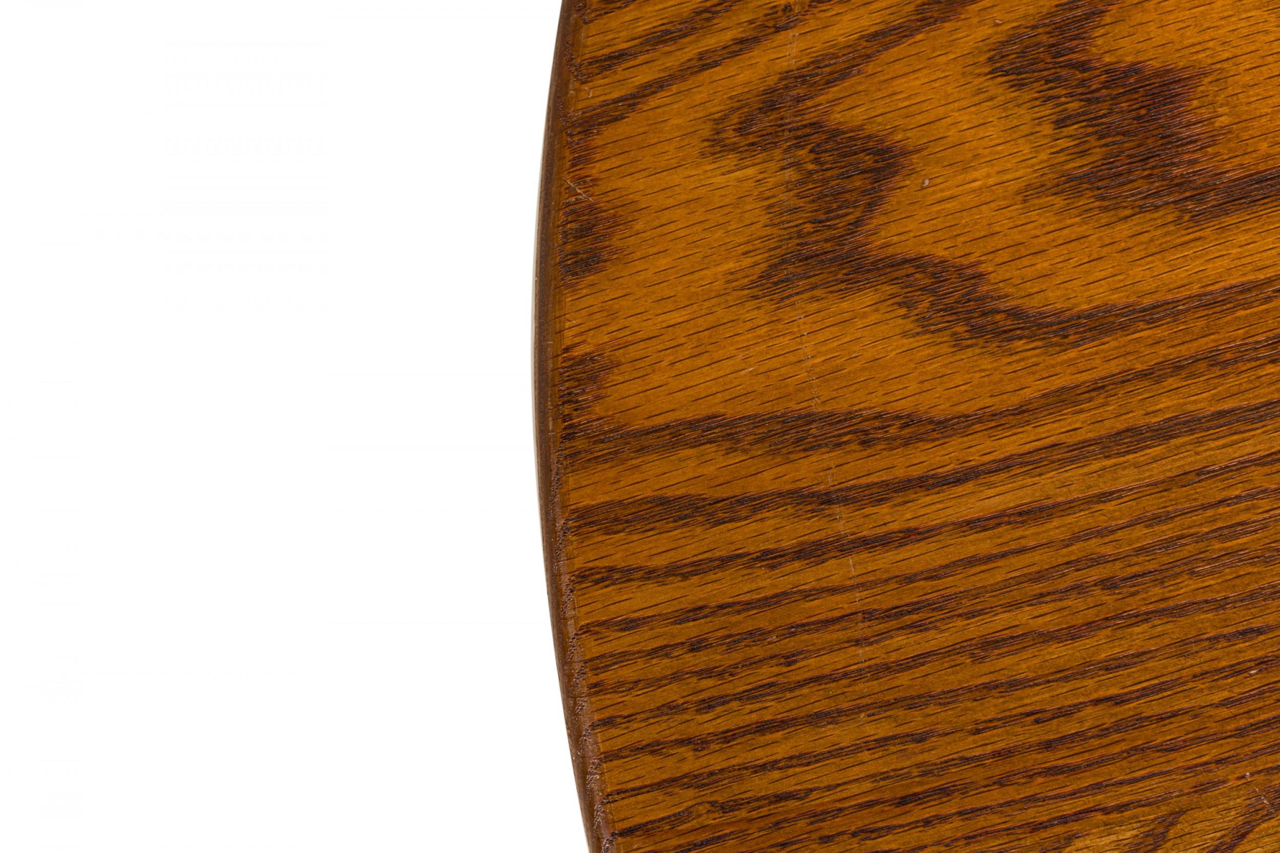 Mouvement esthétique Table de café en bois courbé, noyer et Oak Oak en vente