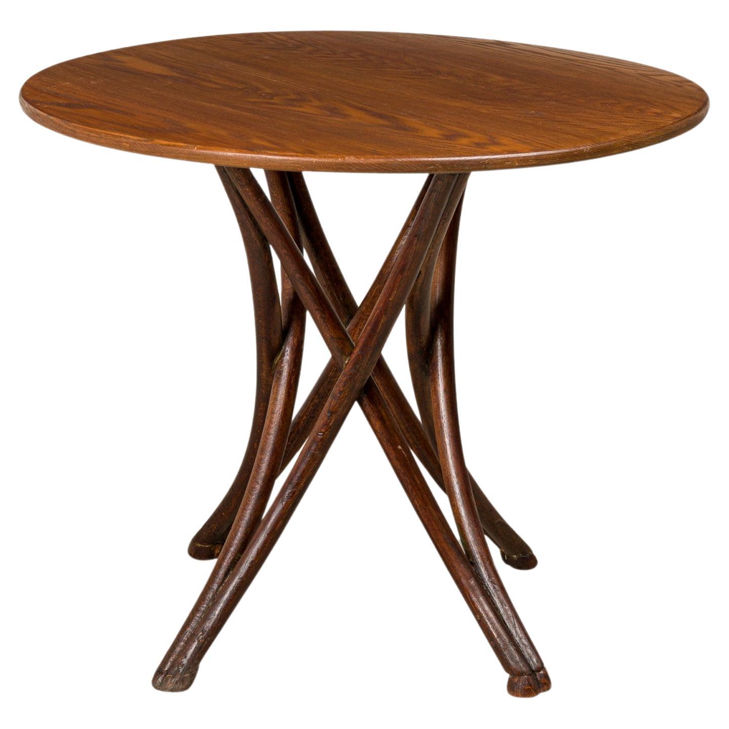 Table de café en bois courbé, noyer et Oak Oak en vente