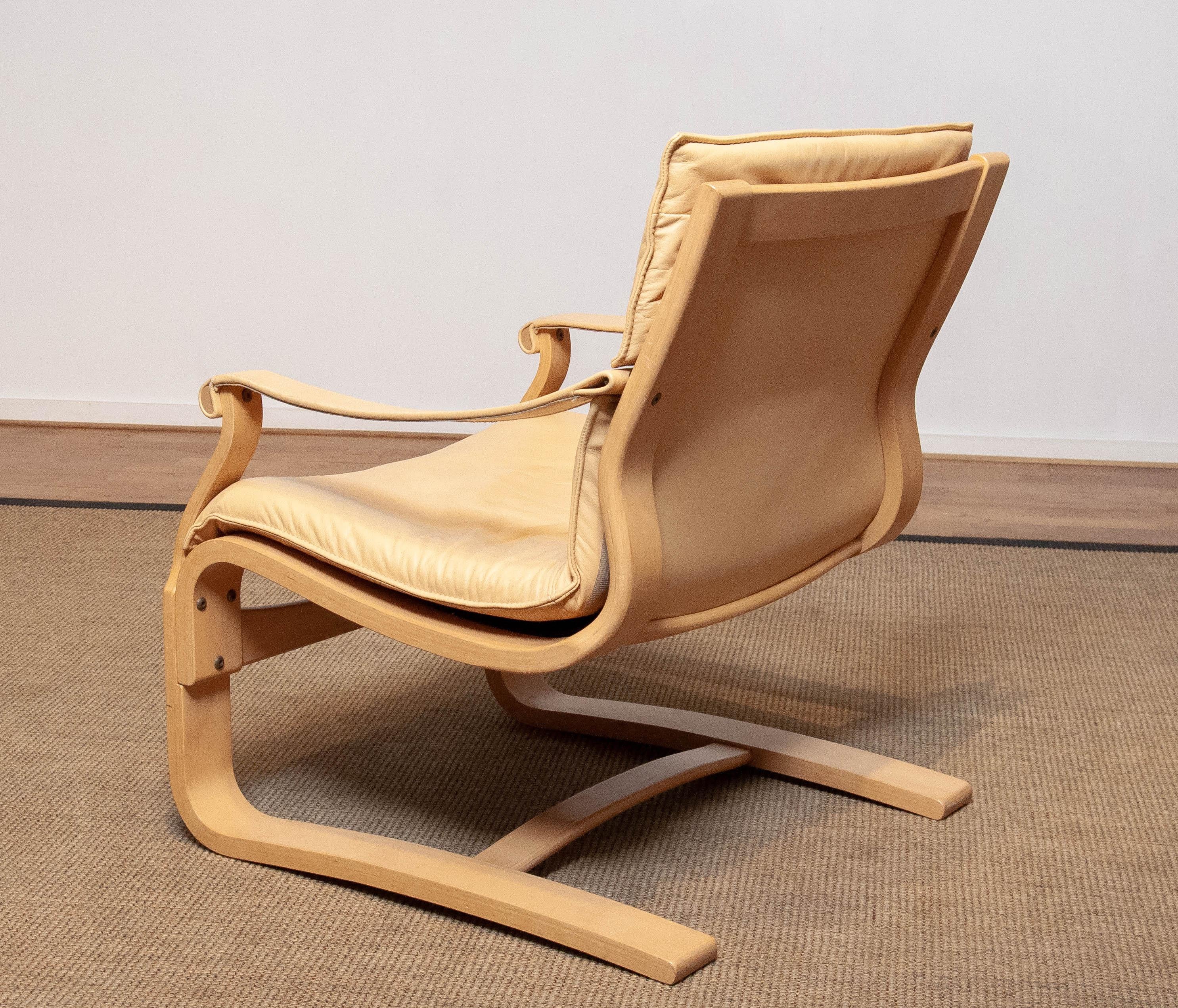 Bentwood with Beige / Creme Leather Lounge Easy Chair by Ake Fribytter for Nelo For Sale 3