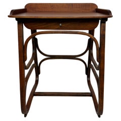 Table d'écriture en bois cintré de Thonet