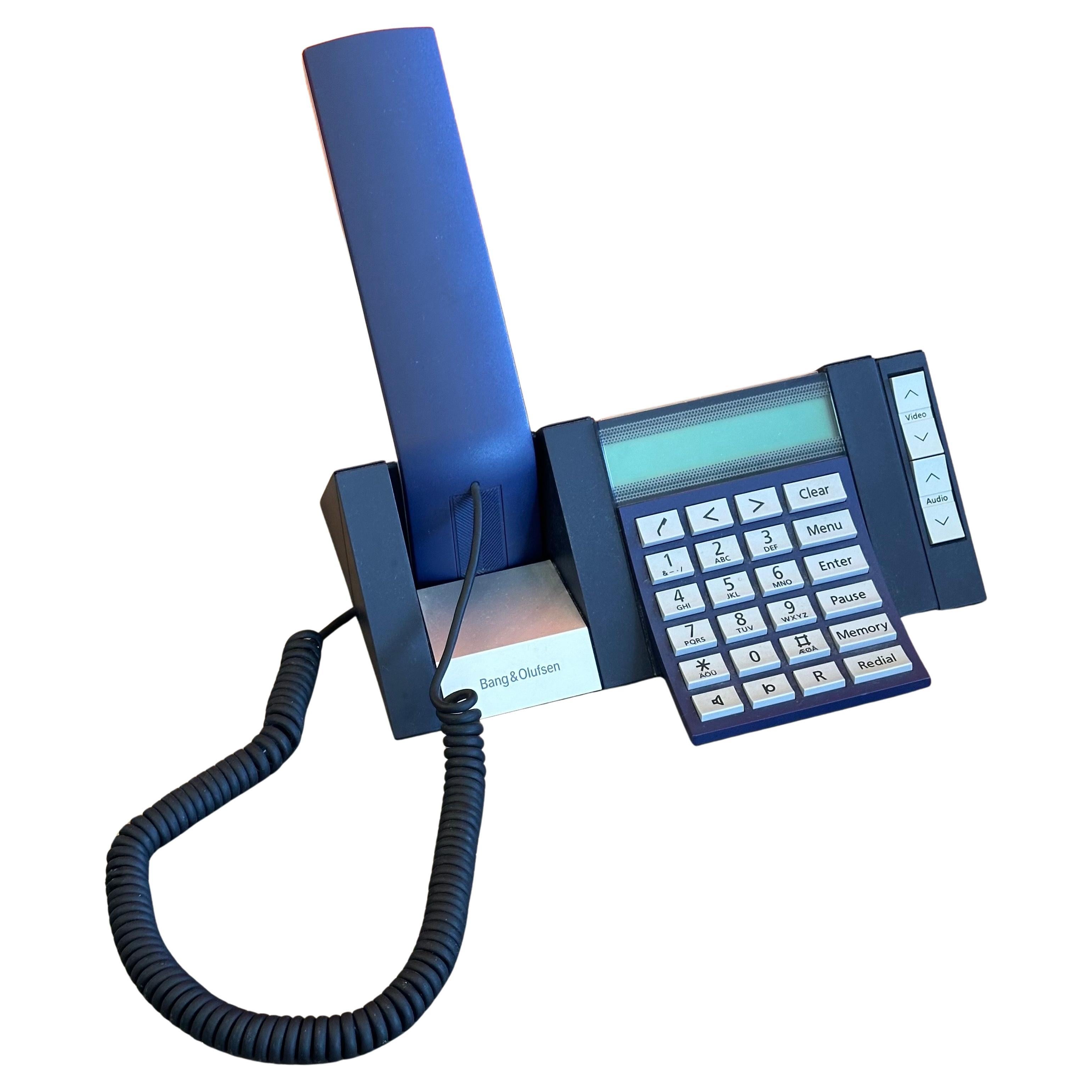 BeoCom 2400 Desktop Telephone in Navy Blue by Martin Iseli for Bang & Olufsen For Sale 4