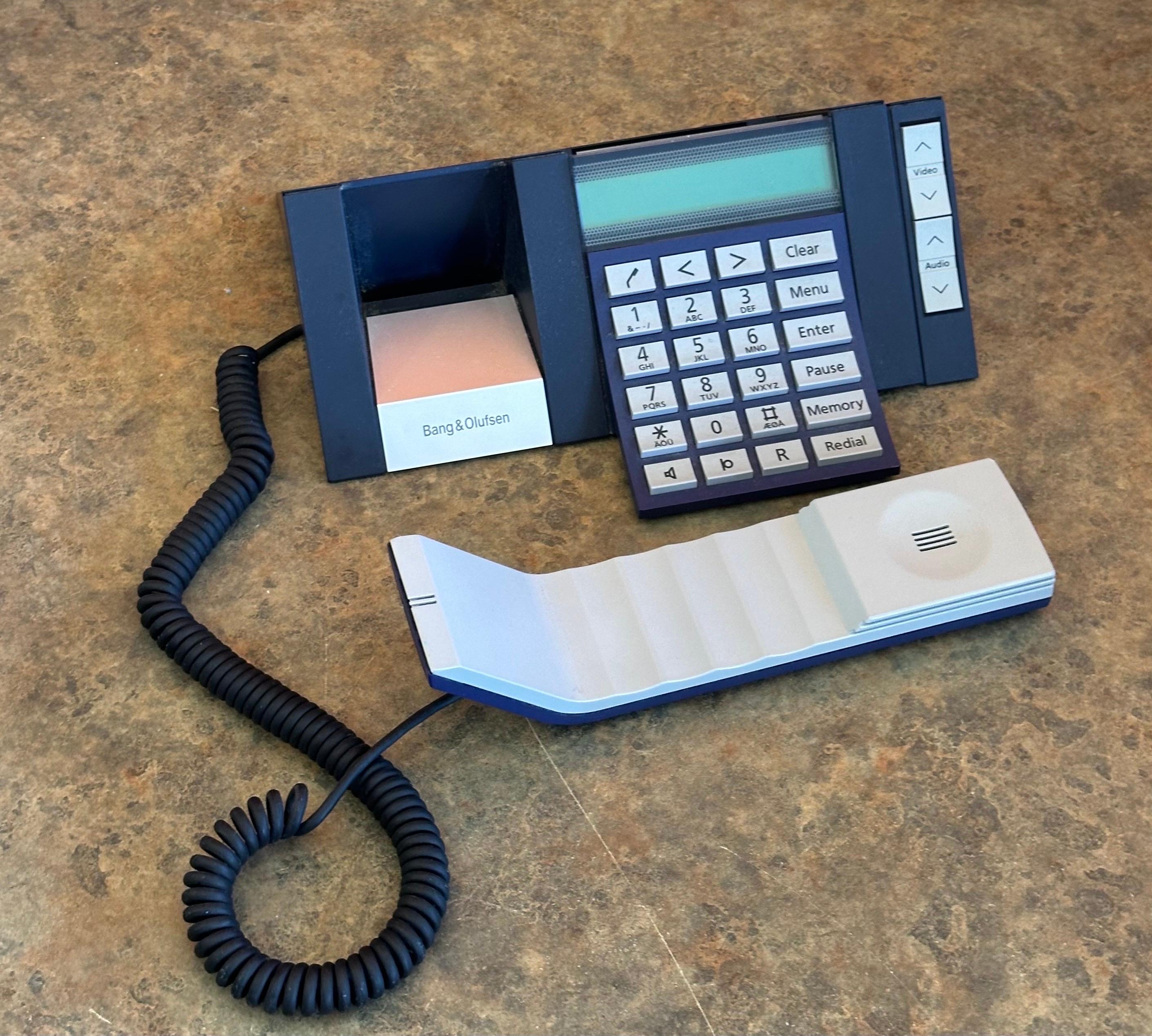 Danish BeoCom 2400 Desktop Telephone in Navy Blue by Martin Iseli for Bang & Olufsen For Sale
