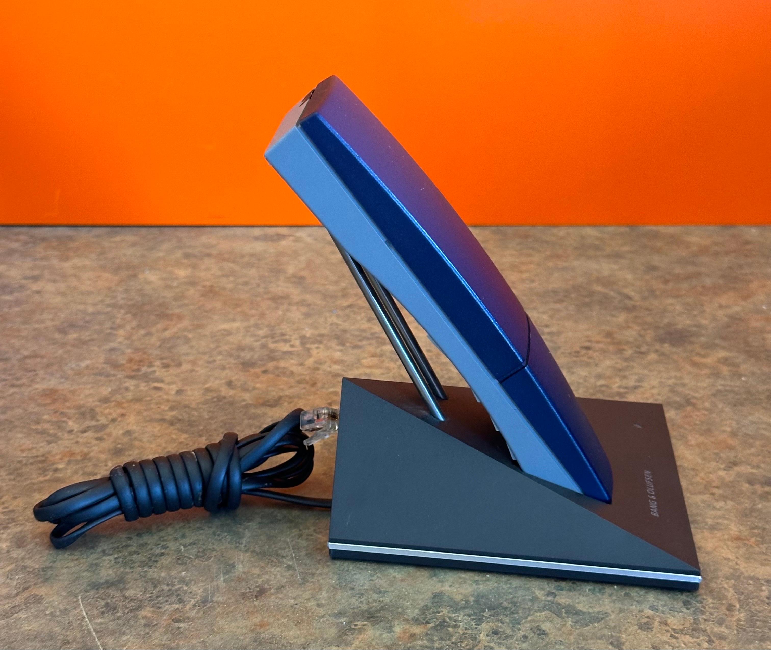 Molded BeoCom 6000 Desktop Telephone in Navy Blue by Martin Iseli for Bang & Olufsen For Sale
