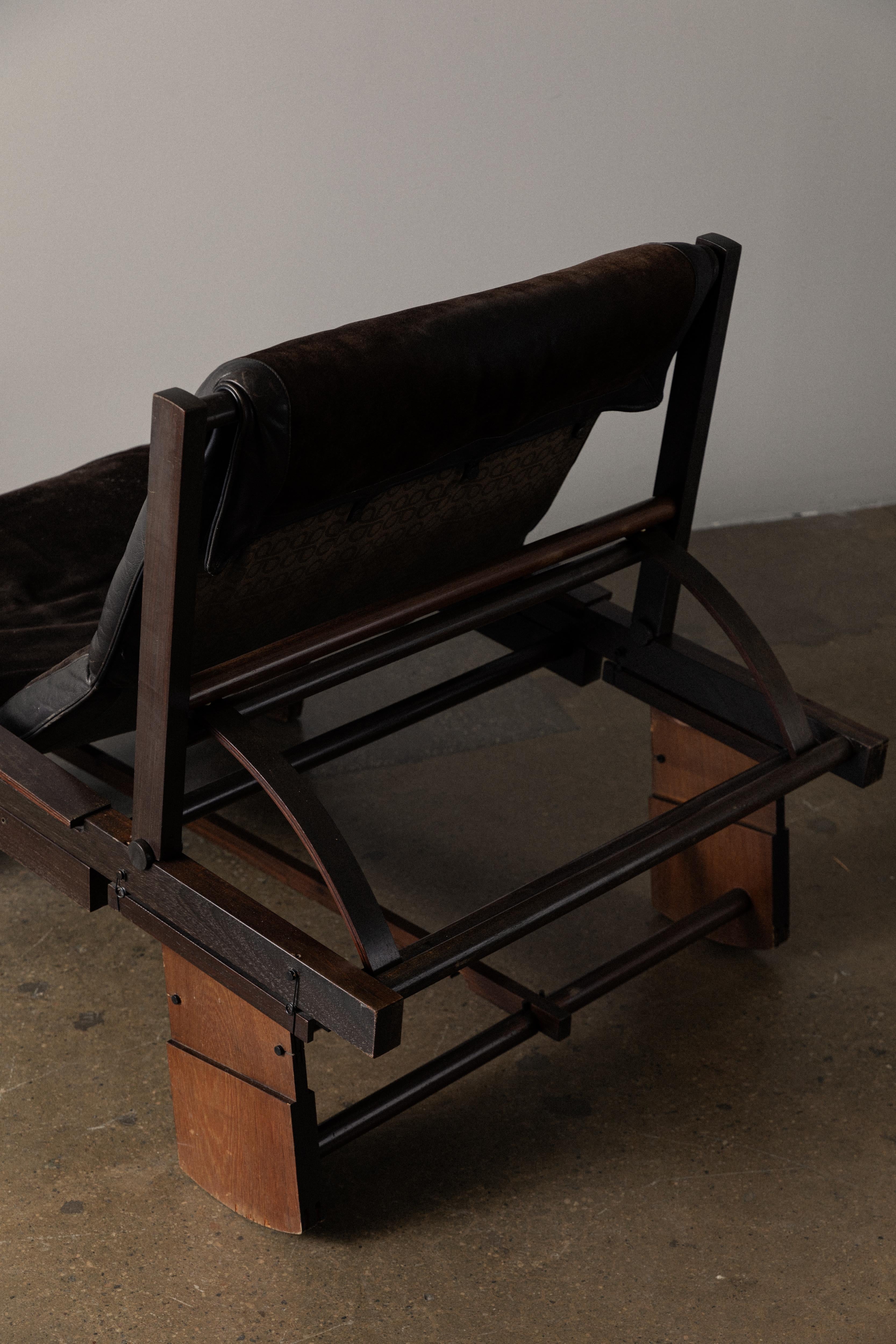 Bepi Fiori è stato direttore dello studio di design italiano Bernini a partire dagli anni '70. Un modello raro che è stato prodotto solo in piccole quantità. 