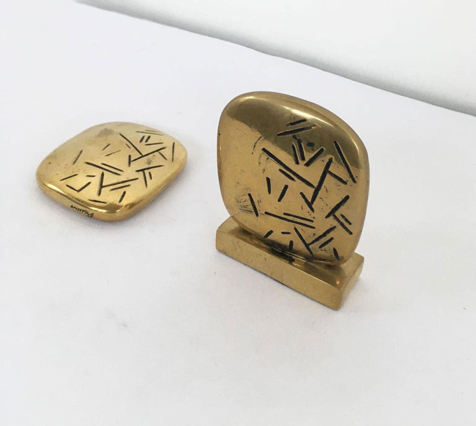 1980 Italia Escultura abstracta postmoderna de bronce Beppe Bonetti Piccolo Racconto en venta 9