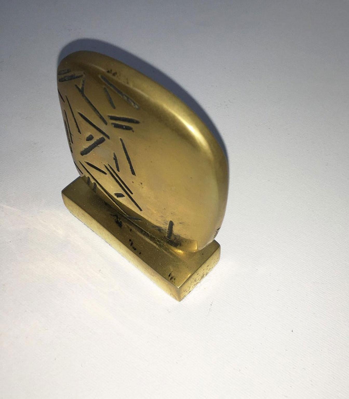 1980 Italia Scultura astratta postmoderna in bronzo Beppe Bonetti con base in vendita 4