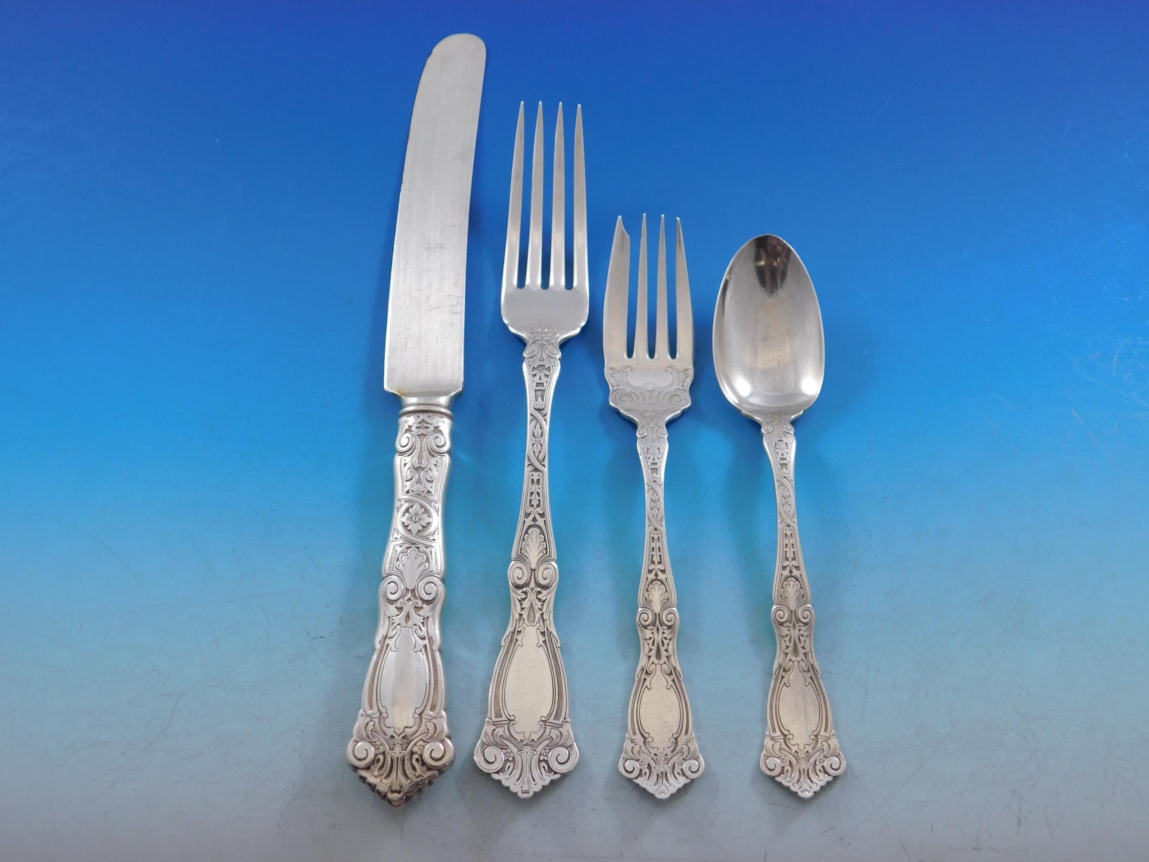 Berain by Wallace Sterling Silver Flatware Service 12 Set 125 Pcs Dinner In Excellent Condition For Sale In Big Bend, WI