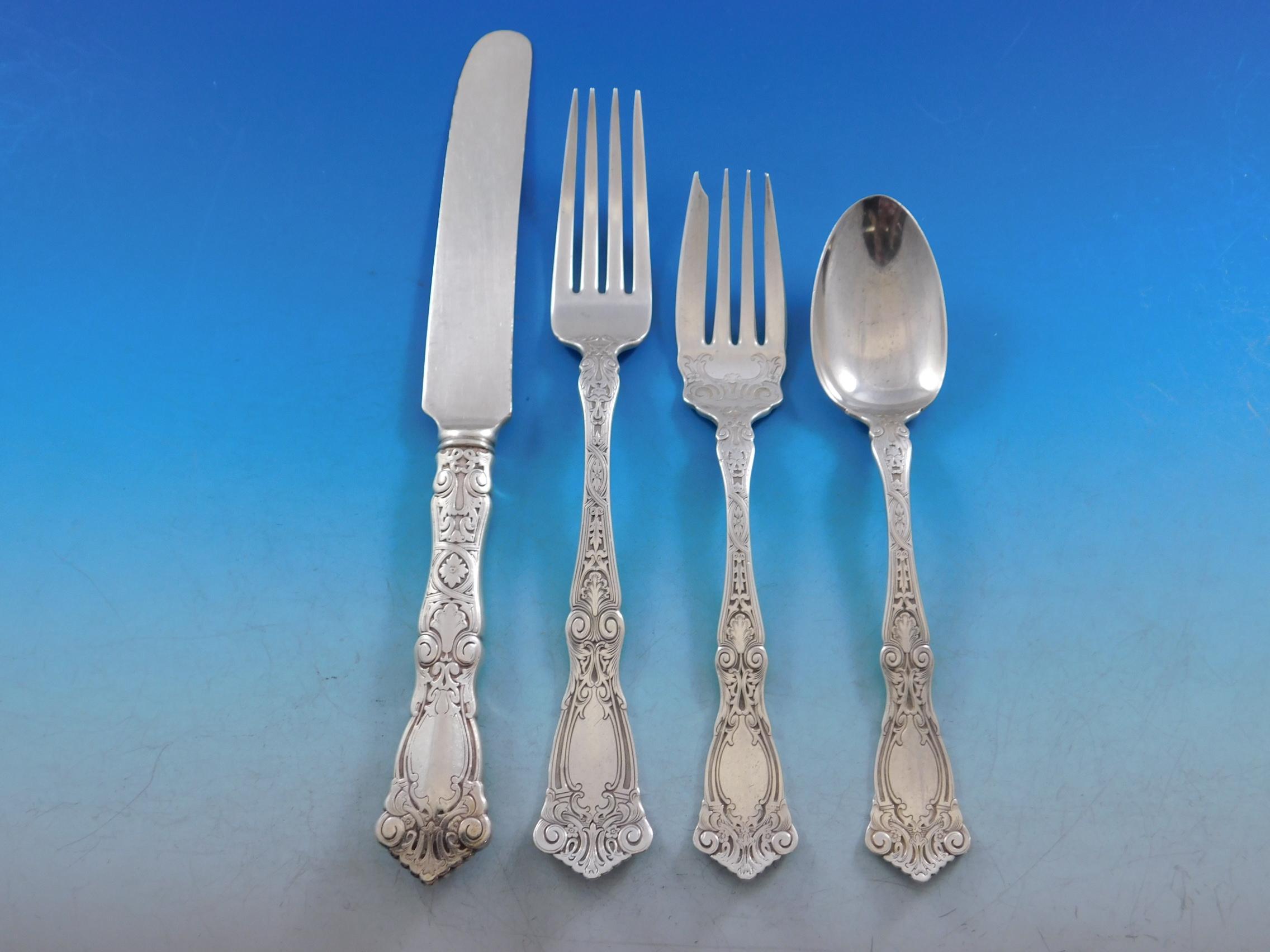 20th Century Berain by Wallace Sterling Silver Flatware Service 12 Set 125 Pcs Dinner For Sale