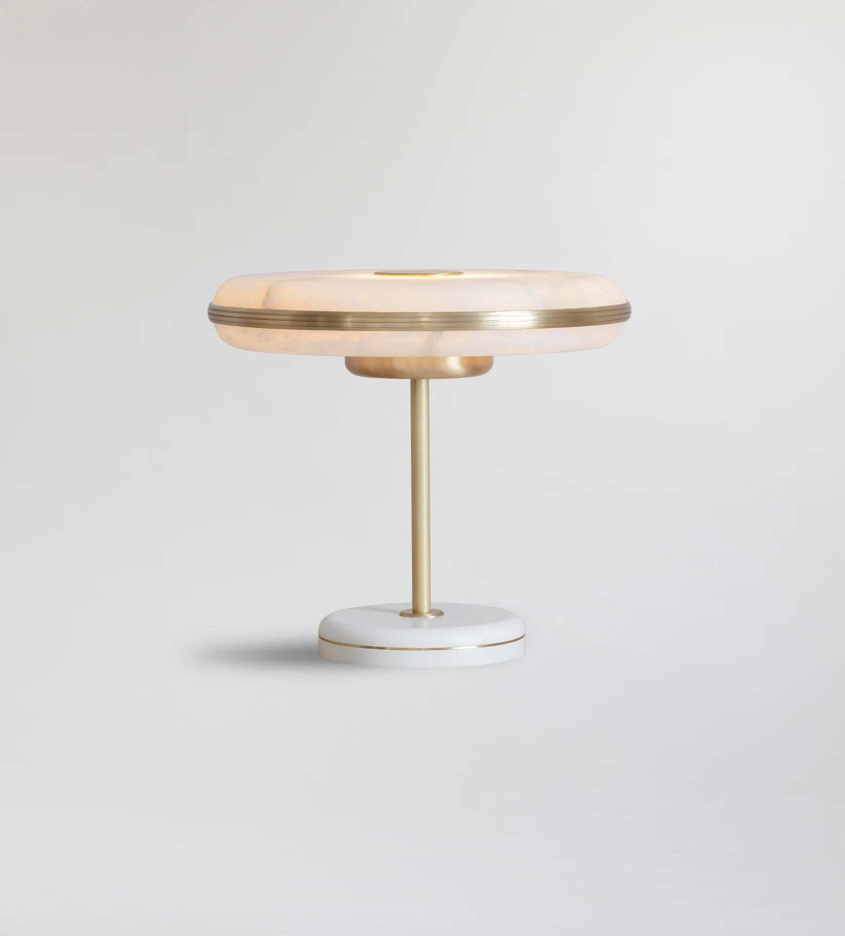 Beran Brushed Brass Large Table Lamp by Bert Frank
Dimensions: Ø 36 x H 32 cm.
Materials: Brass and alabaster.
Base finish: Satin white.

Available in two different sizes. Available in different finishes and materials. Please contact us. 

The