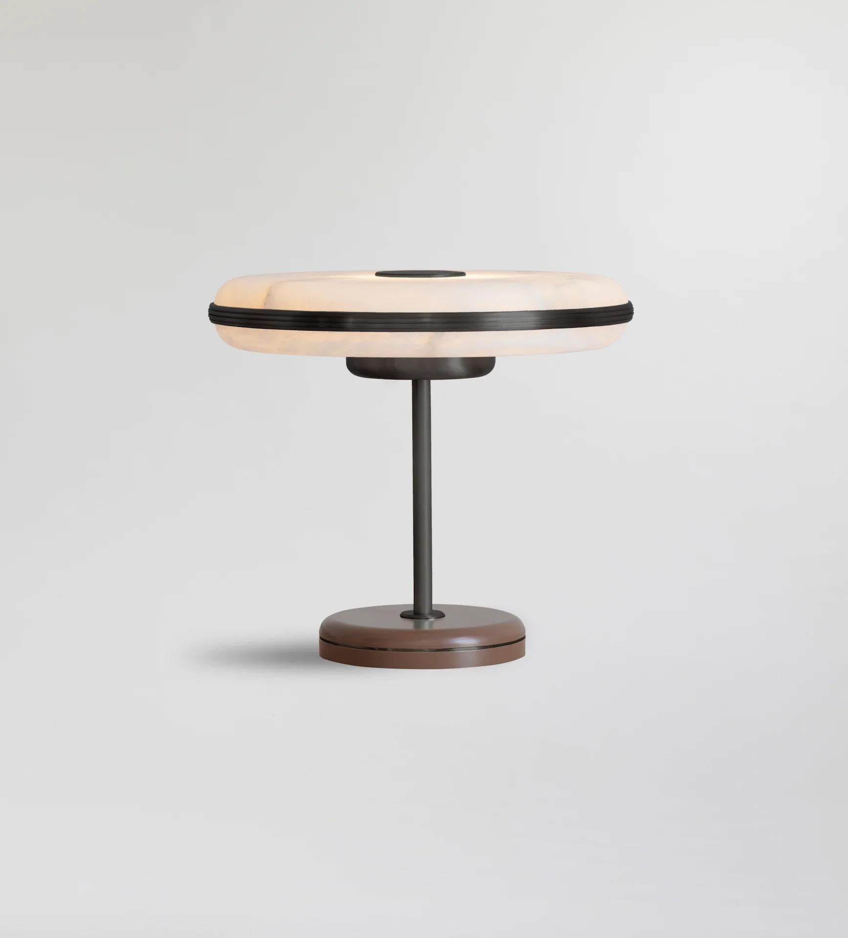 Beran Dark Bronze Large Table Lamp by Bert Frank
Dimensions: Ø 36 x H 32 cm.
Materials: Bronze and alabaster.
Base finish: Hazel.

Available in two different sizes. Available in different finishes and materials. Please contact us. 

The natural