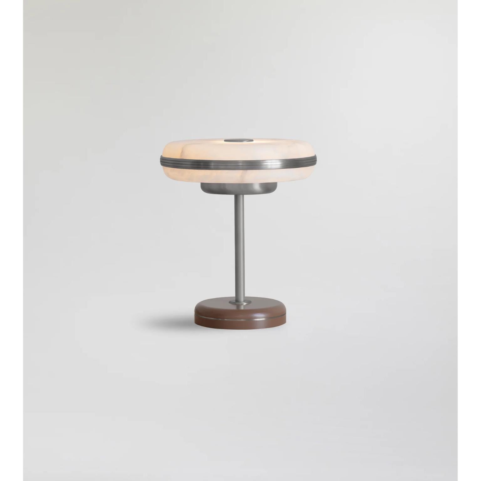 Beran Dark Bronze Small Table Lamp by Bert Frank
Dimensions: Ø 26 x H 28 cm.
Materials: Satin nickel and alabaster.
Base finish: Hazel.

Available in two different sizes. Available in different finishes and materials. Please contact us. 

The
