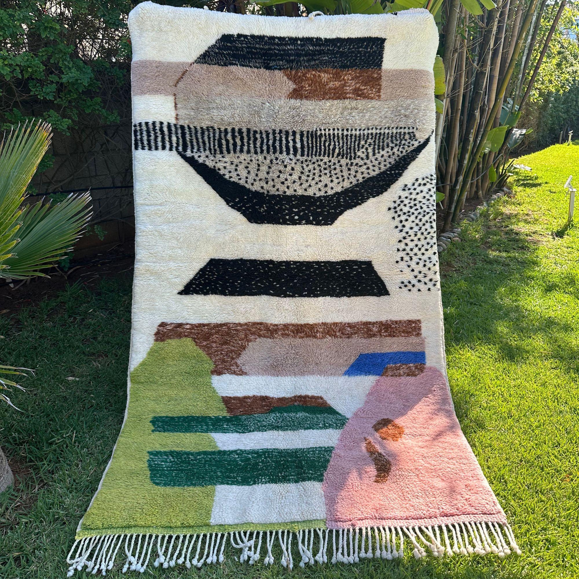 Moroccan Rug Berber Harmony , 4.9x8.2 FT Handmade Berber Rug, In Stock For Sale 1