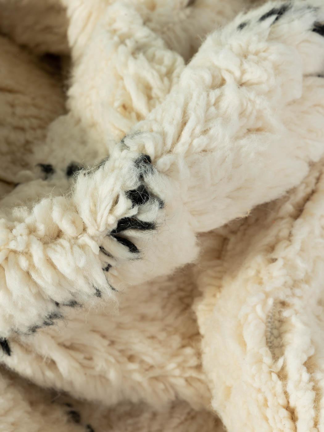 Beni Ourain, handgefertigter Berberteppich aus 100 % Wolle im Angebot 2