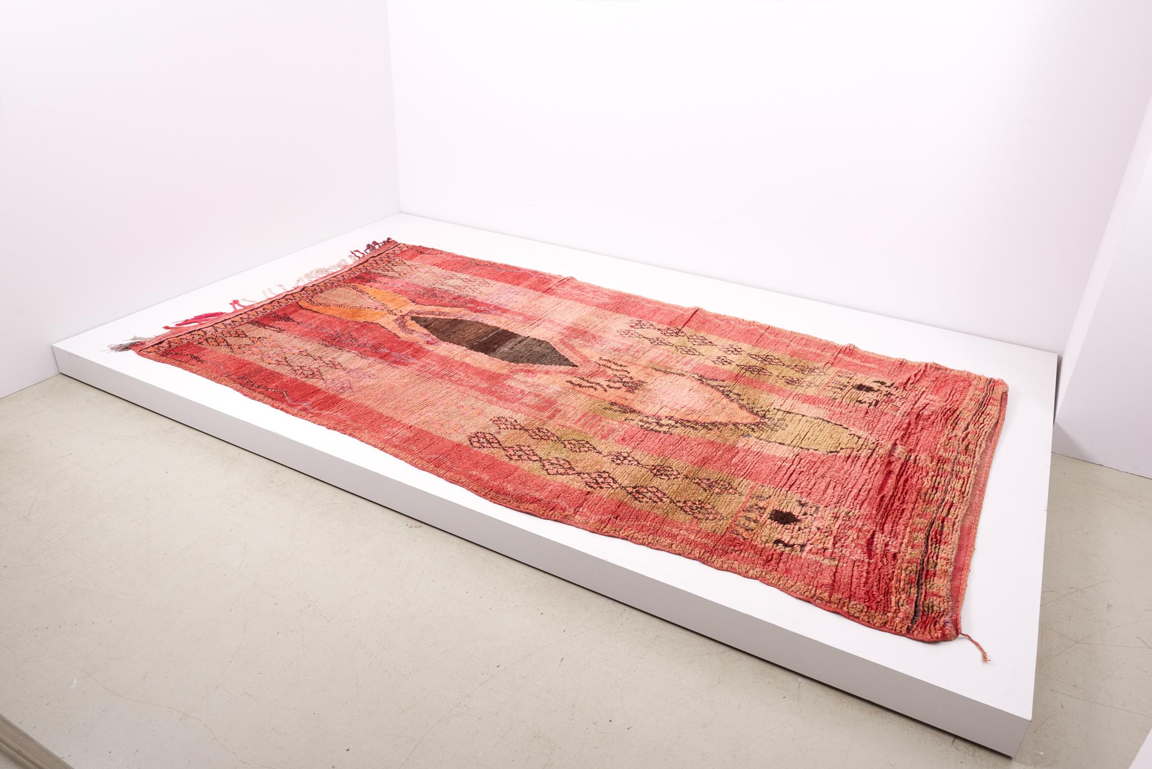 Berber Rug / Boujad Carpet, 20th Century In Fair Condition For Sale In Berlin, DE
