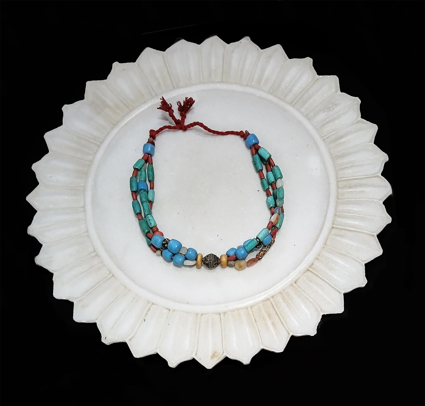 Berber  Stone Necklace, Early 20th Century For Sale 5
