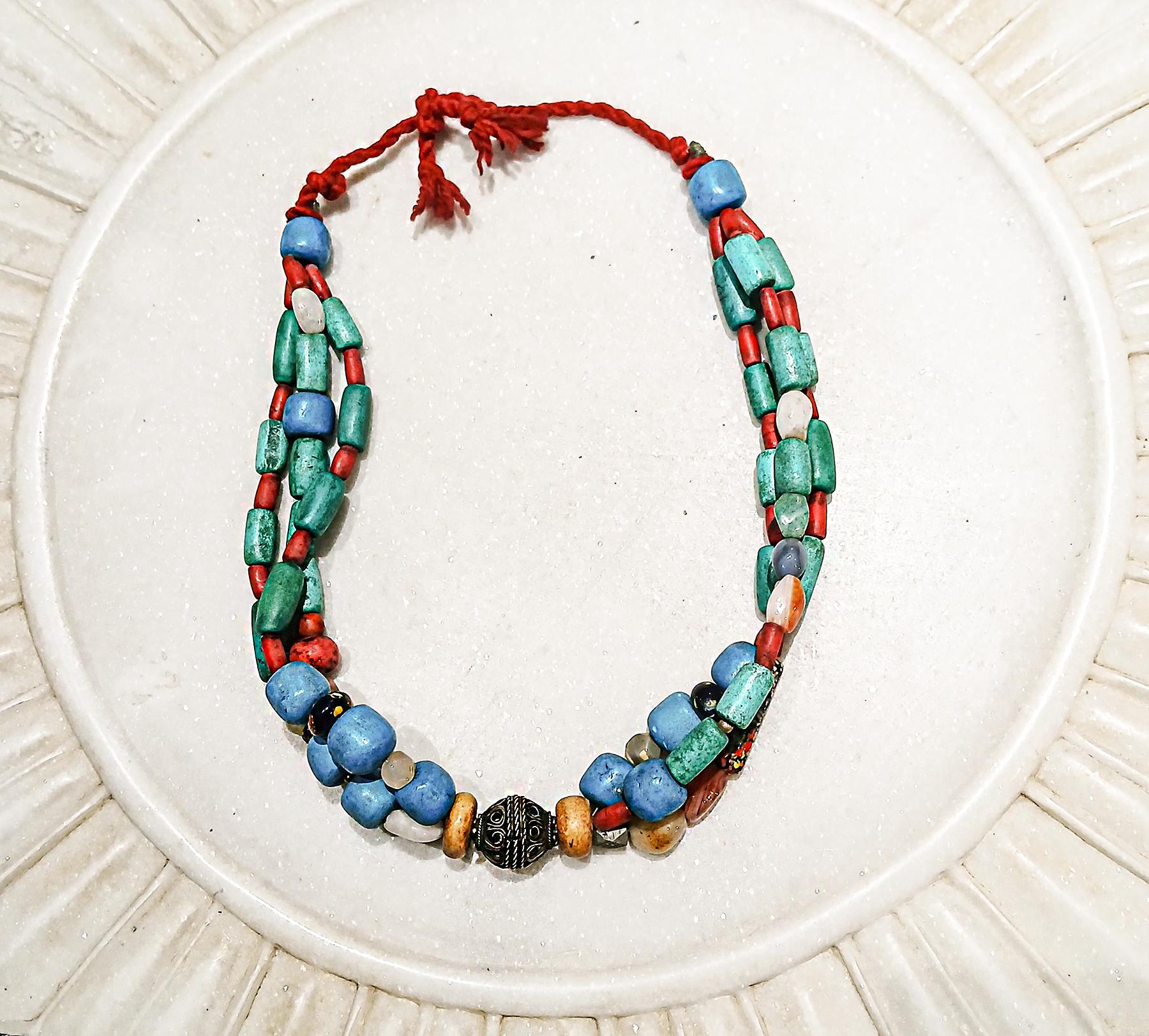 Berber  Stone Necklace, Early 20th Century For Sale 6