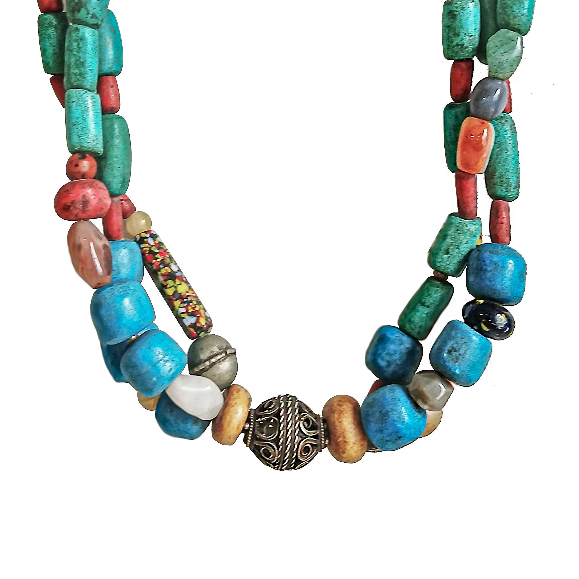 Berber  Stone Necklace, Early 20th Century In Good Condition For Sale In New York, NY