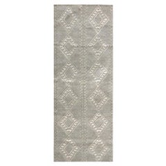 Berber Style Customizable Honeycomb Runner in Pewter Large