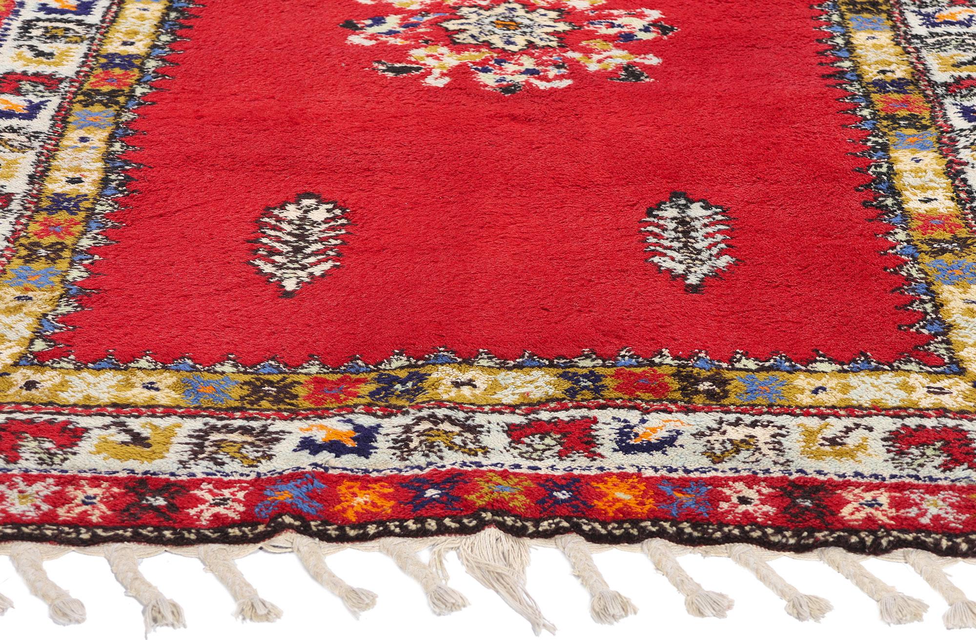 Berber Tribes of Morocco Vintage Rabat Moroccan Rug, 04'02 x 06'04 For ...