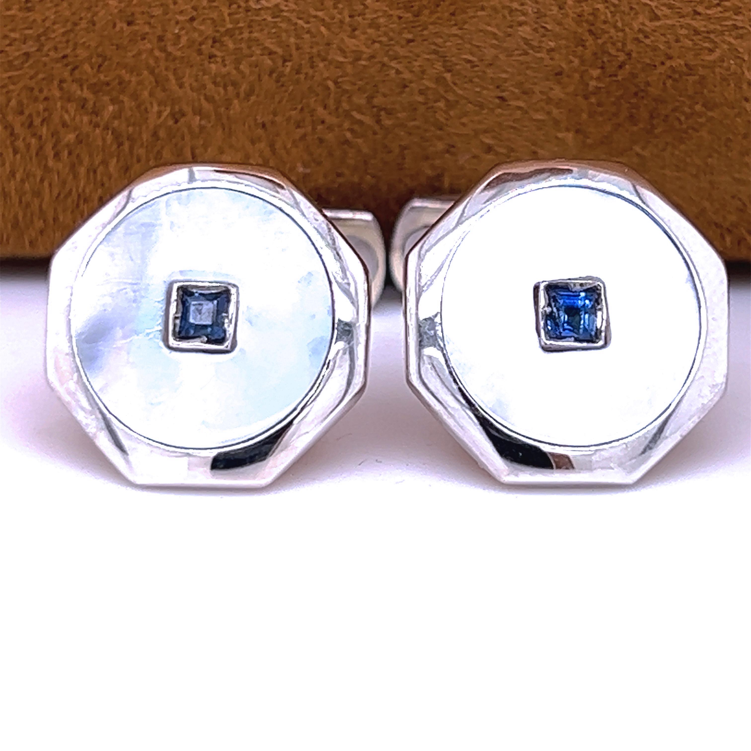 Berca 0.25 Natural Square Royal Blue Sapphire T-Bar Back White Gold Cufflinks In New Condition For Sale In Valenza, IT
