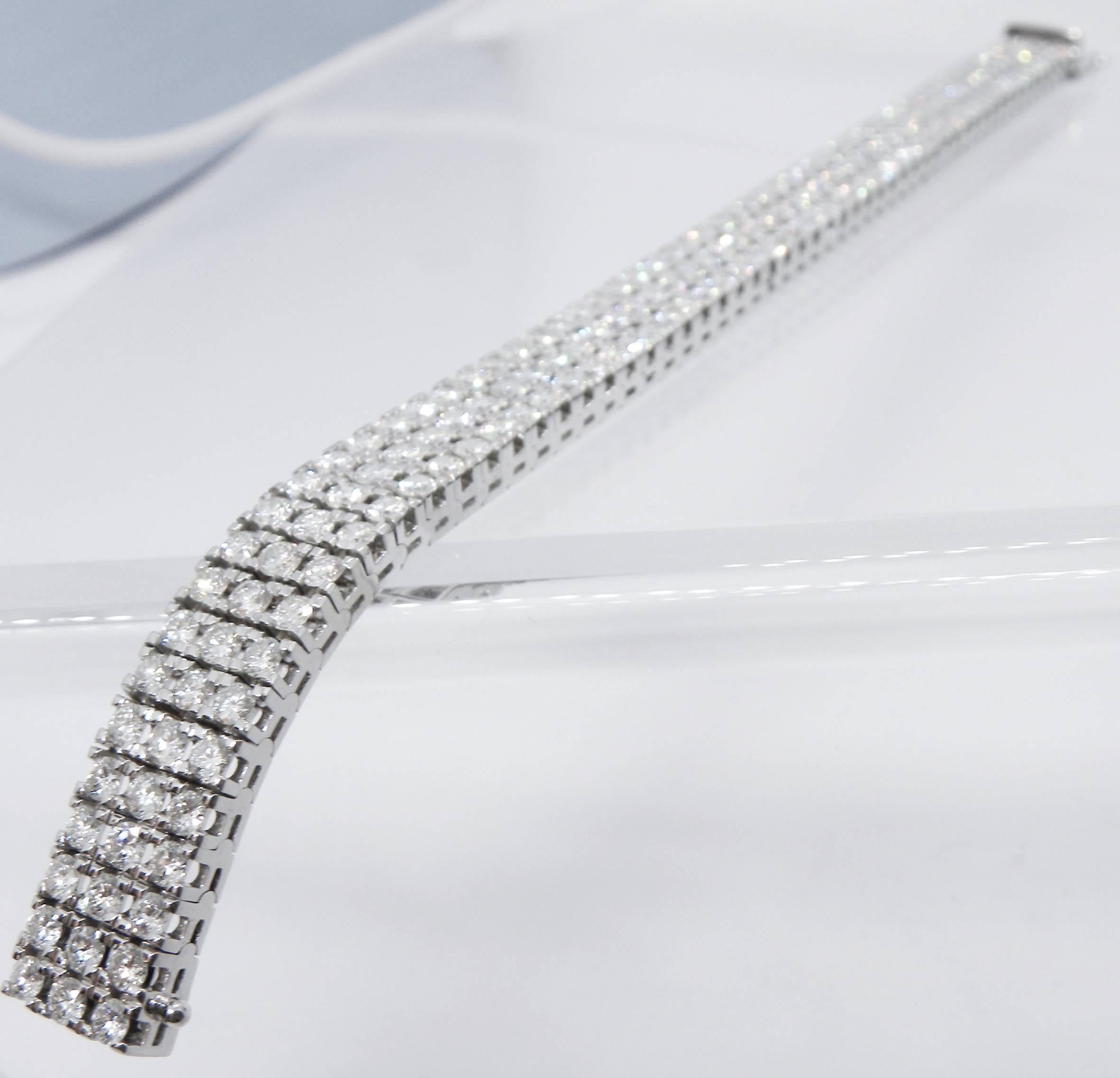 Contemporary Berca 12.60Kt 174 White Diamond White Gold Setting Three Lines Tennis Bracelet For Sale