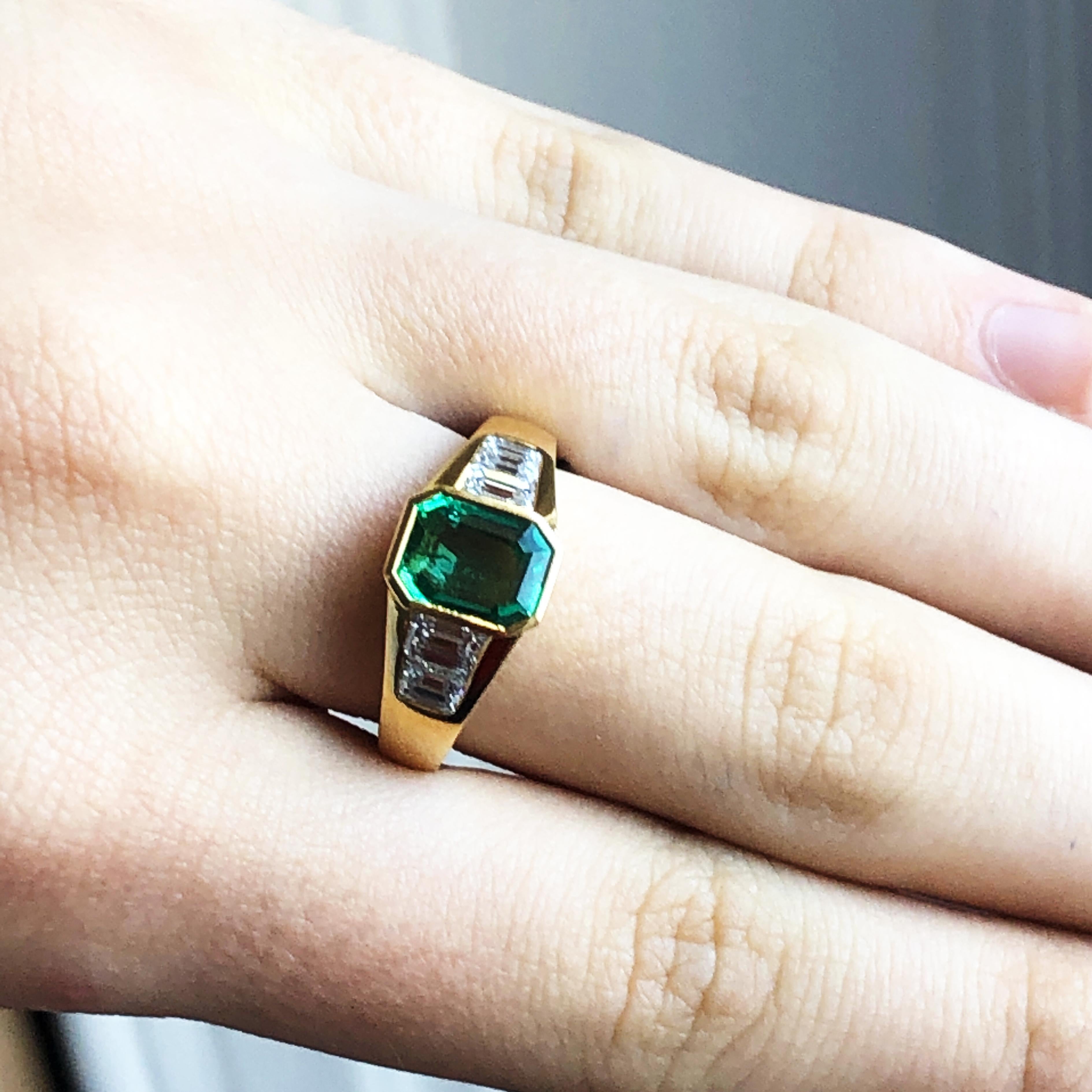 Berca 1.51Kt Muzo Emerald Octagon Cut 1.01Kt White Diamond Emerald Cut Ring For Sale 5