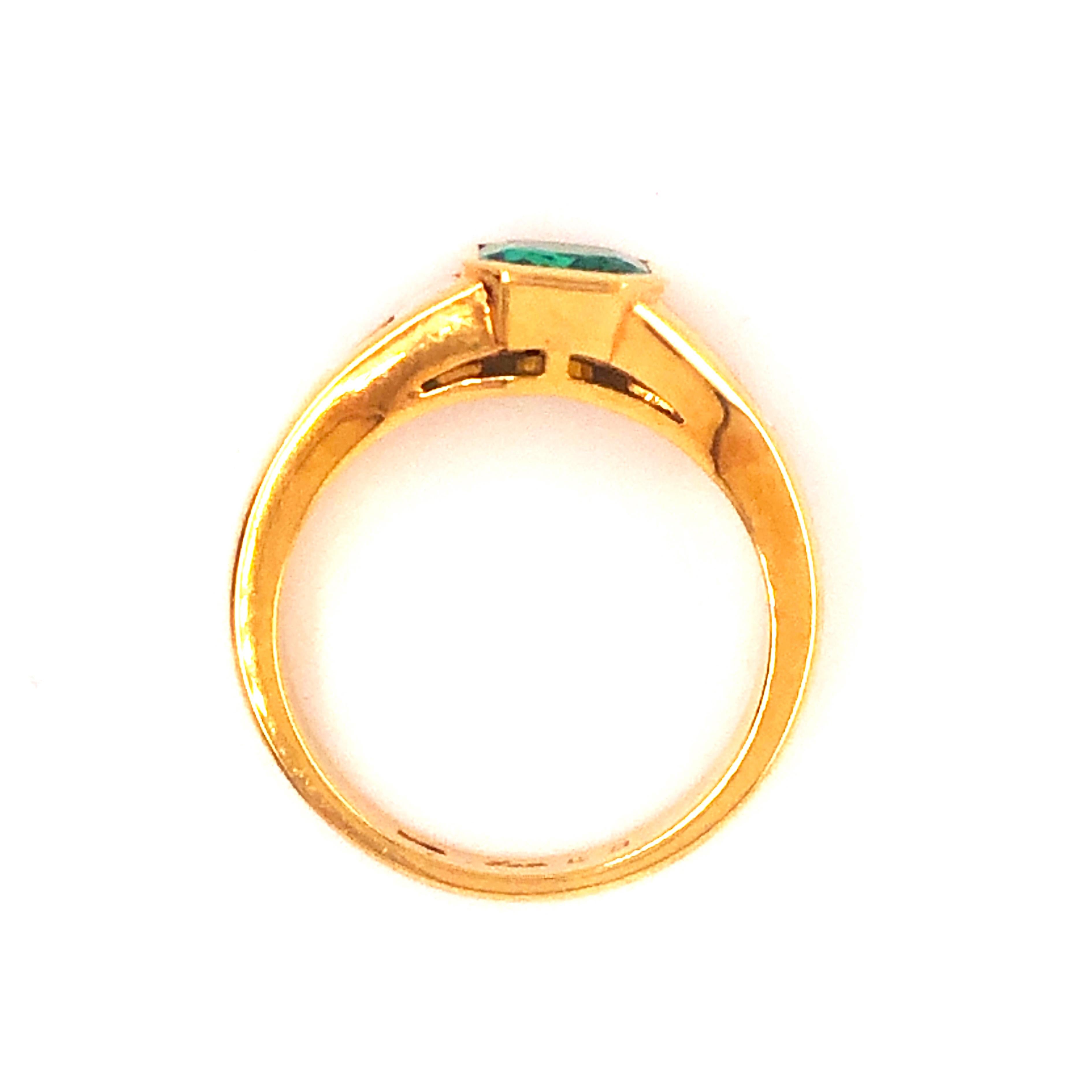 Berca 1.51Kt Muzo Emerald Octagon Cut 1.01Kt White Diamond Emerald Cut Ring For Sale 1