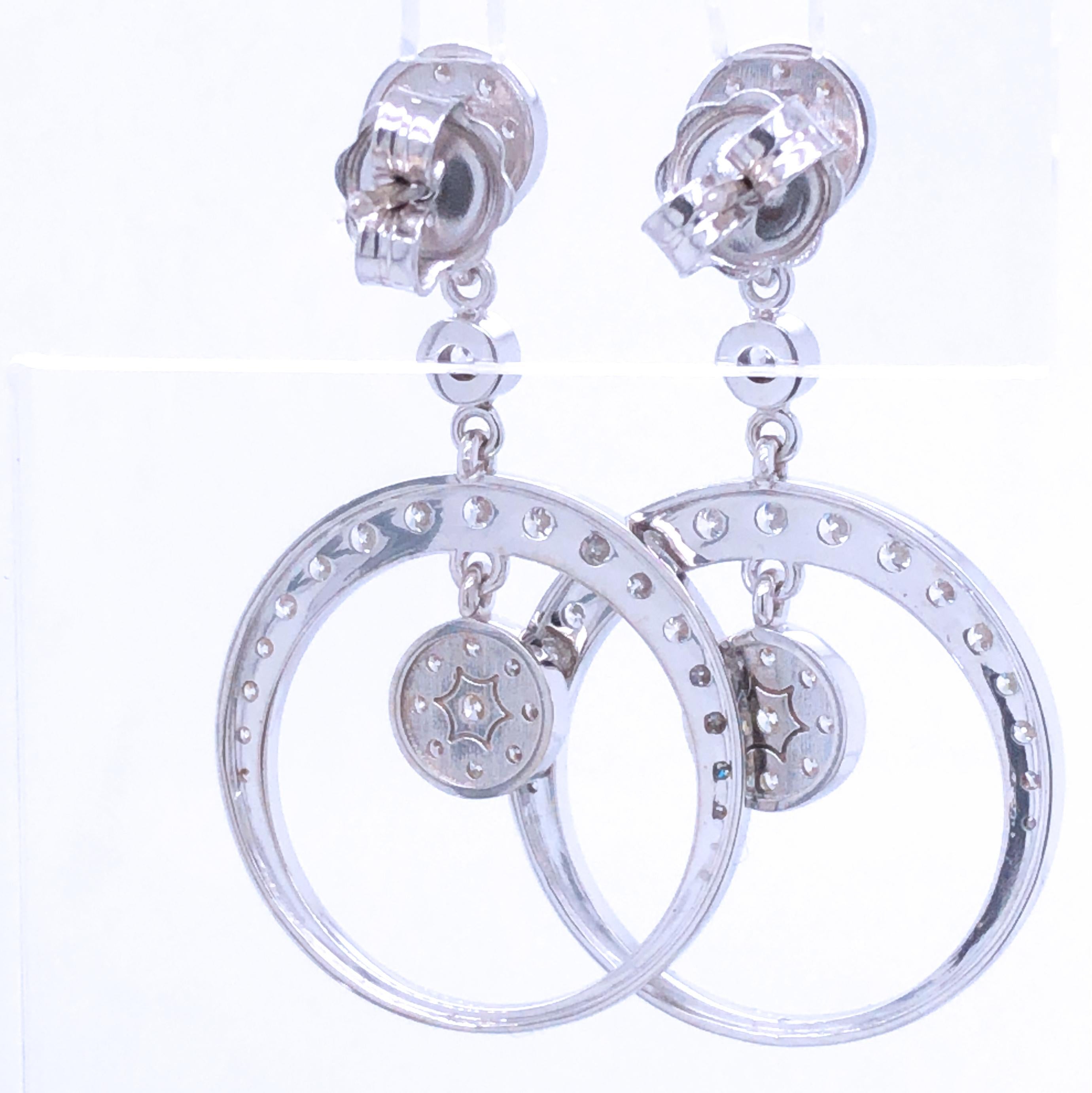 Berca 1.55 Kt Brilliant Cut White Diamond Dangle Earrings In New Condition For Sale In Valenza, IT