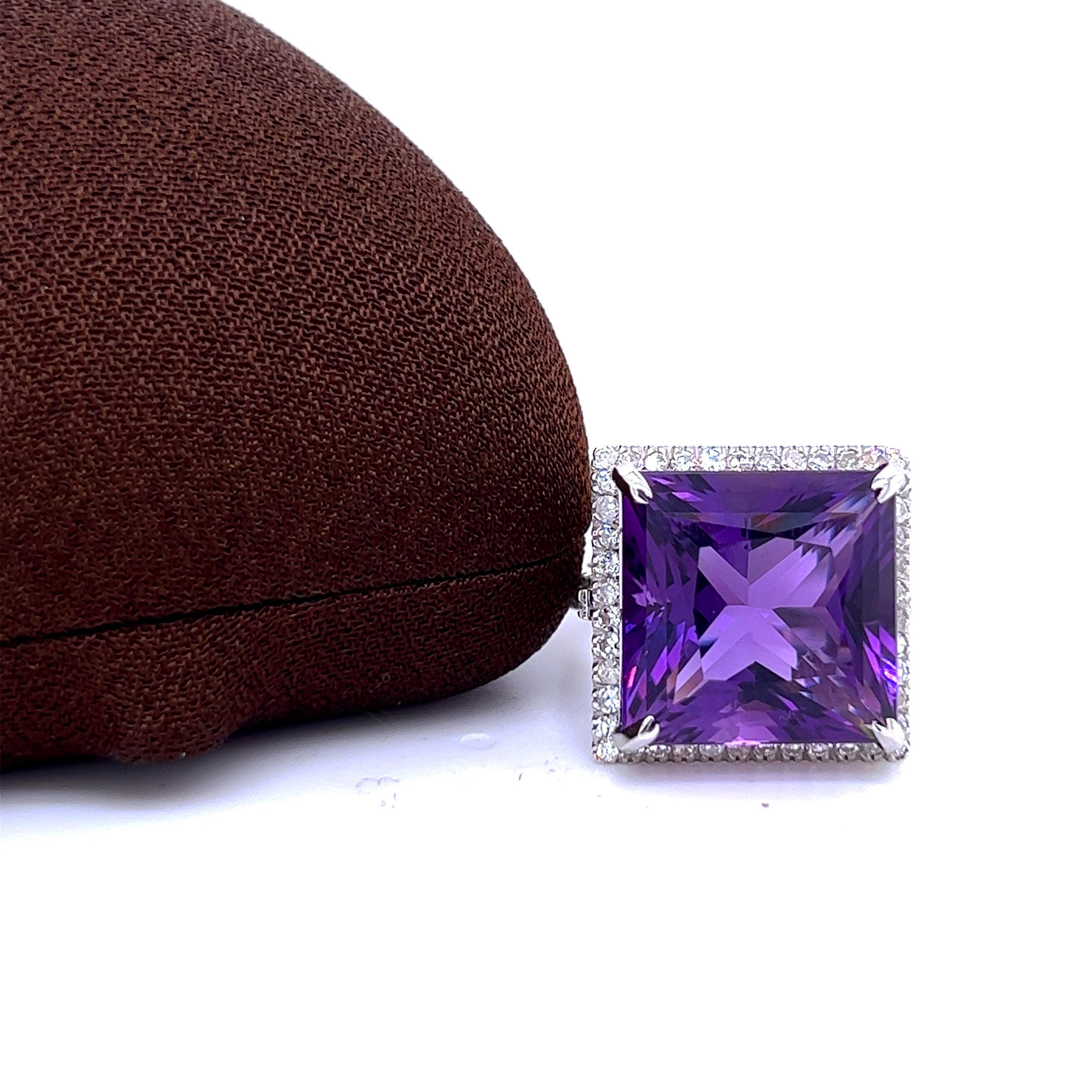 Berca 15.51 Carat Princess Cut Amethyst 1.09 Carat White Diamond Cocktail Ring In New Condition For Sale In Valenza, IT