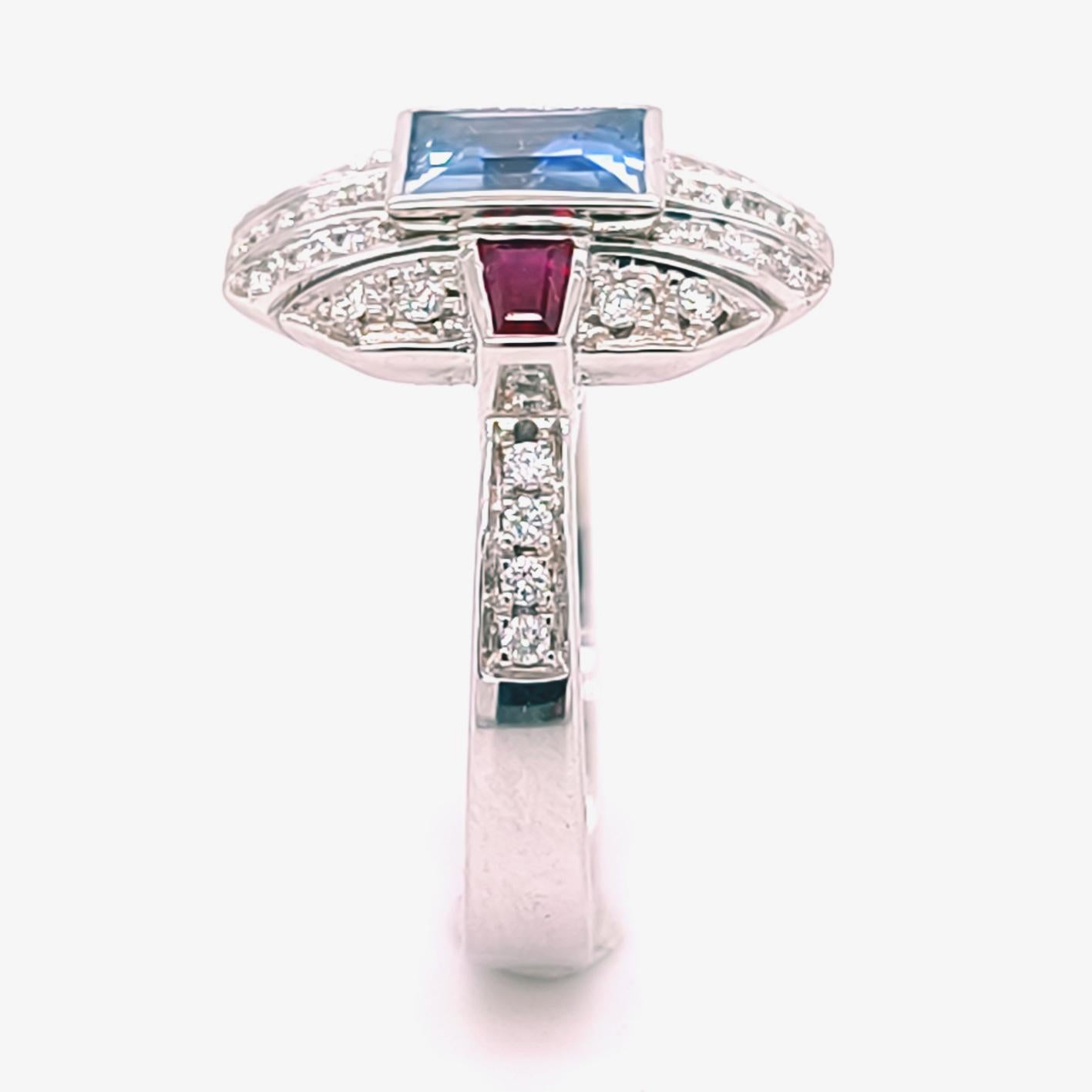 Art déco BERCA 1,68 ct GIA Cert. NH Cornflower Bague saphir rubis diamant taille princesse en vente