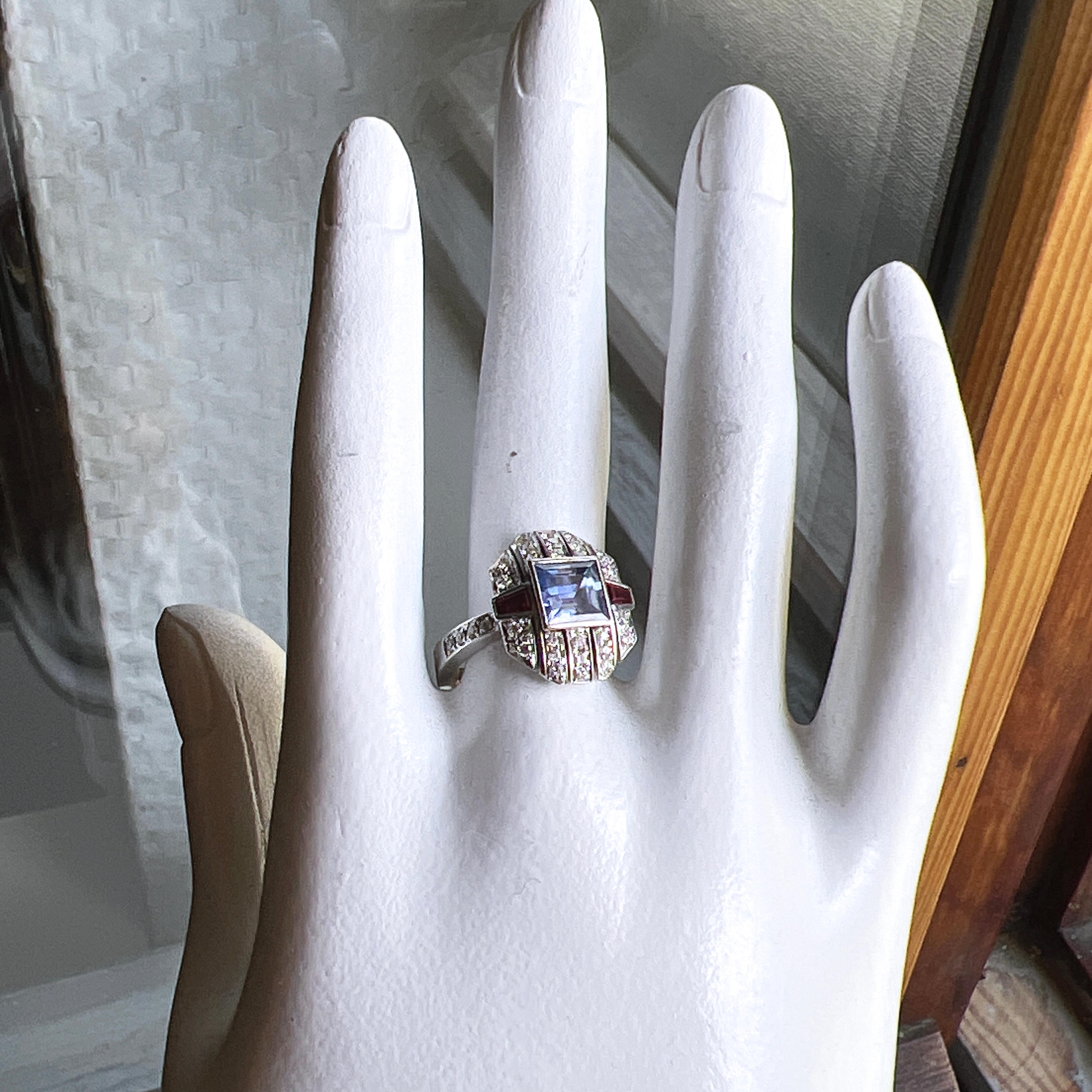 Berca 1.68kt GIA Certified NH Cornflower Princess Cut Sapphire Ruby Diamond Ring For Sale 3