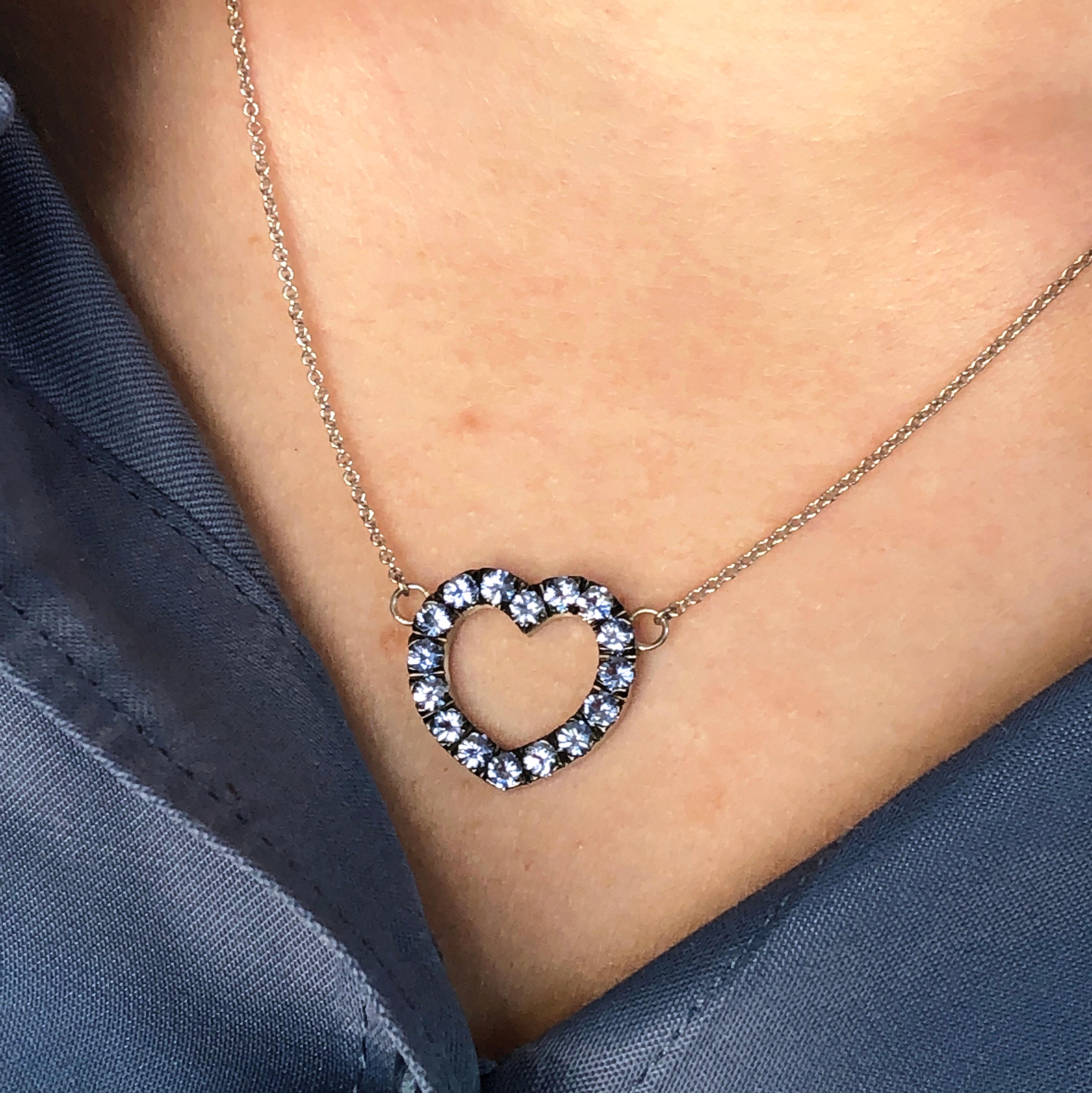 Women's Berca 1.8kt Natural Blue Sapphire Blackened and White Gold Heart Necklace For Sale
