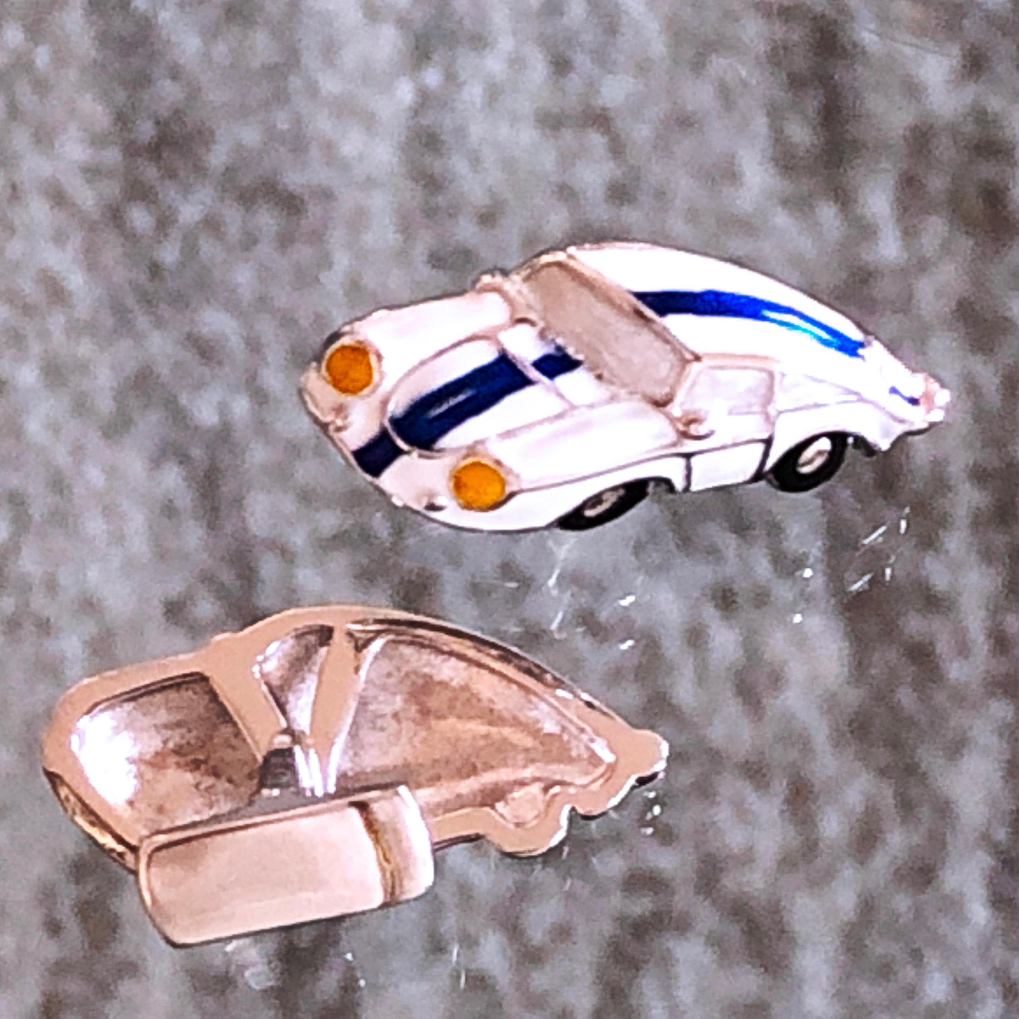 Berca 1970 American Racing Color 911 Porsche Enameled Sterling Silver Cufflinks In New Condition For Sale In Valenza, IT