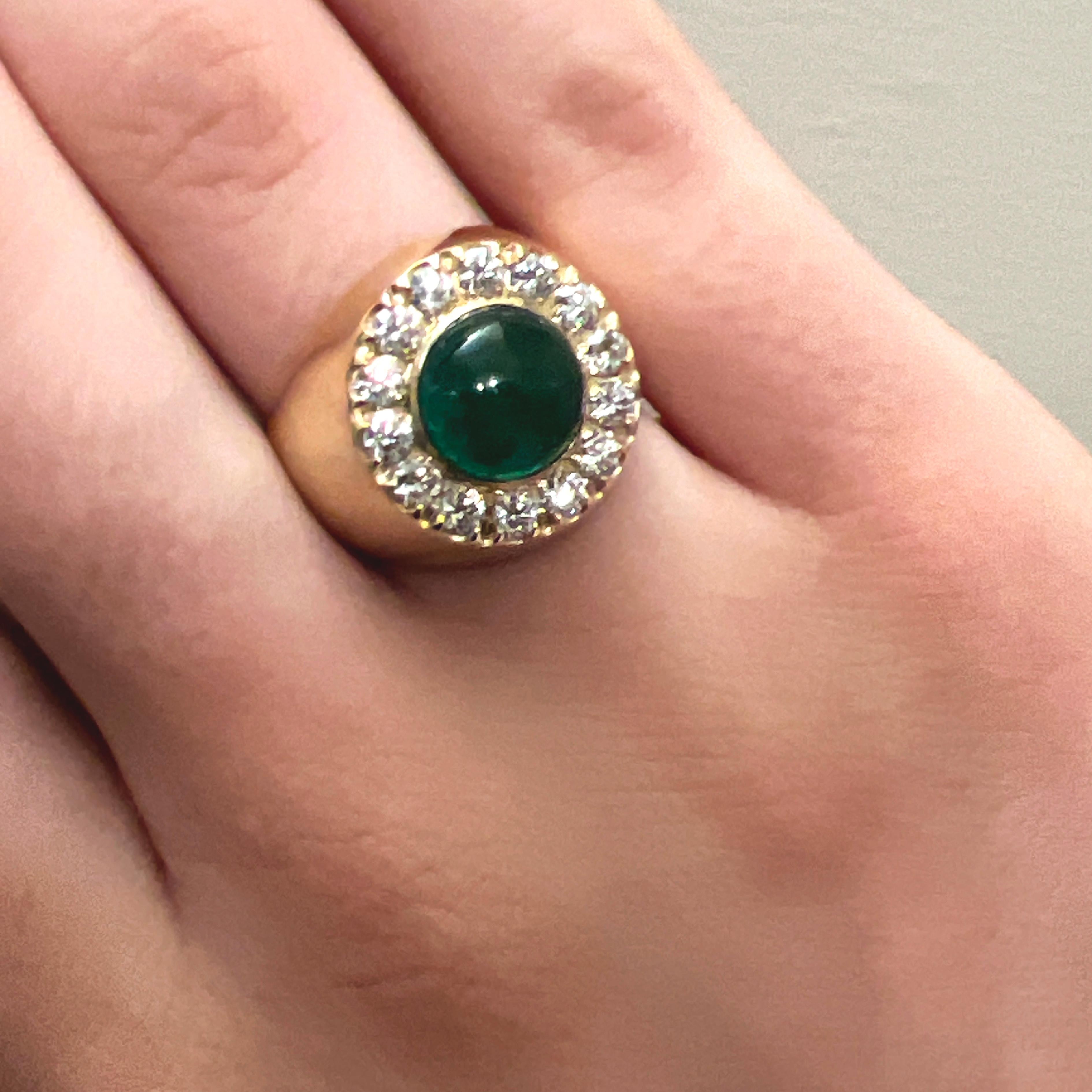 Berca 2.09Kt Natural Emerald Cabochon White Diamond Gold Cocktail Ring For Sale 2
