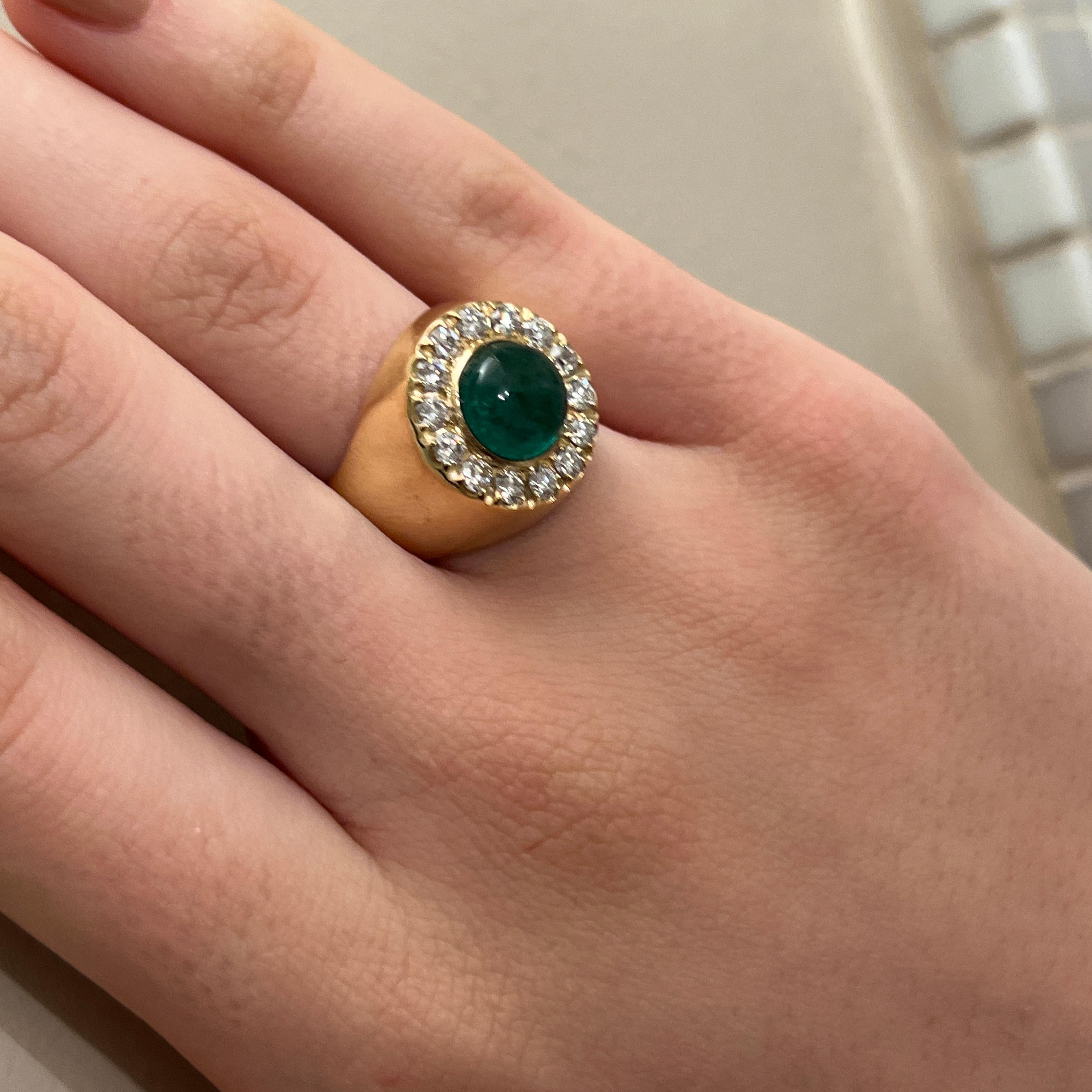 Berca 2.09Kt Natural Emerald Cabochon White Diamond Gold Cocktail Ring For Sale 3