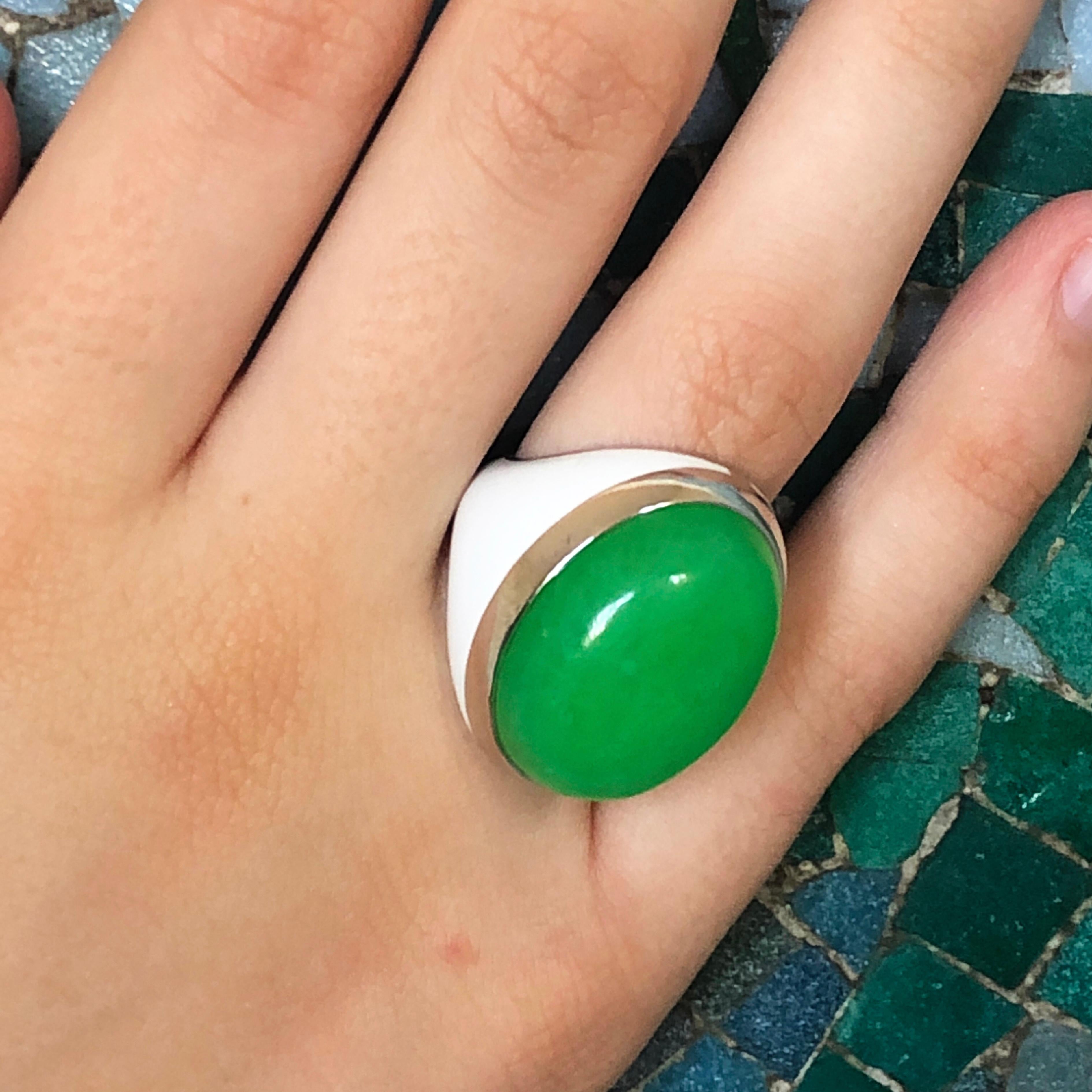 Women's Berca 21.2 Kt Green Jade White Hand Enameled Sterling Silver Cocktail Ring