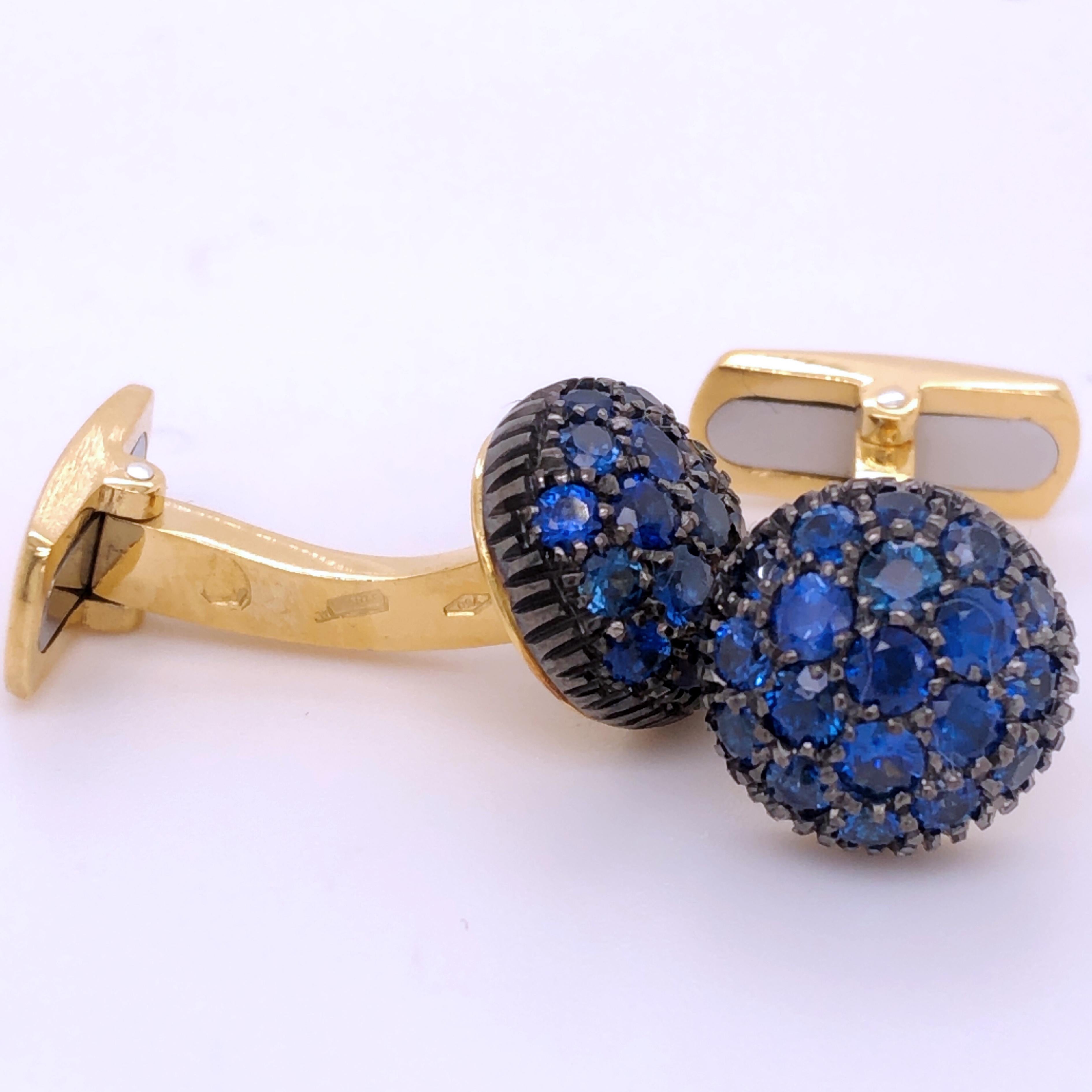 Berca 2.31 Kt Natural Blue Sapphire Black Yellow Gold Cufflinks In New Condition For Sale In Valenza, IT