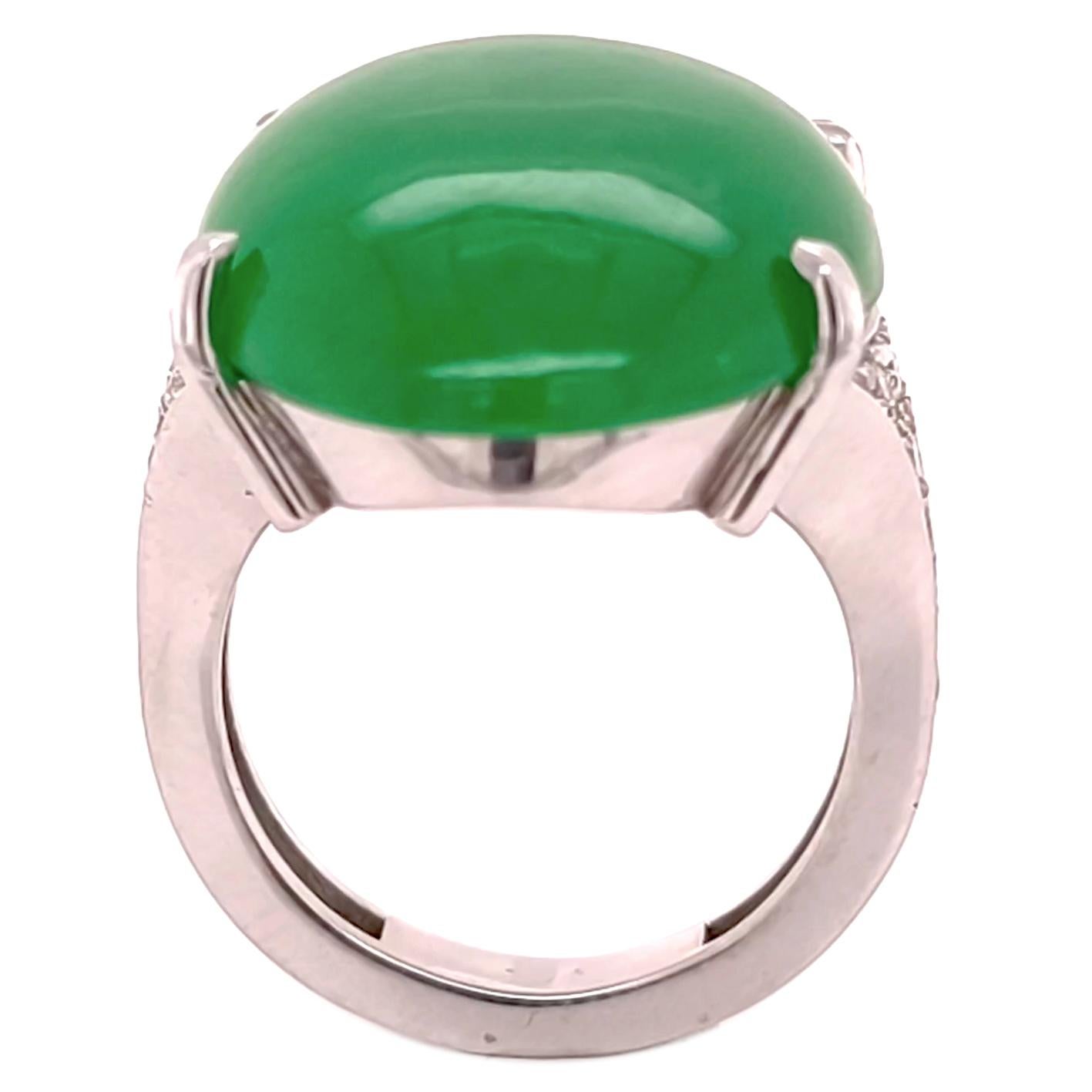 Berca 24.70 Kt Natürliche Burma Grüne Jade Weißer Diamant Weißgold Cocktail Ring im Zustand „Neu“ im Angebot in Valenza, IT