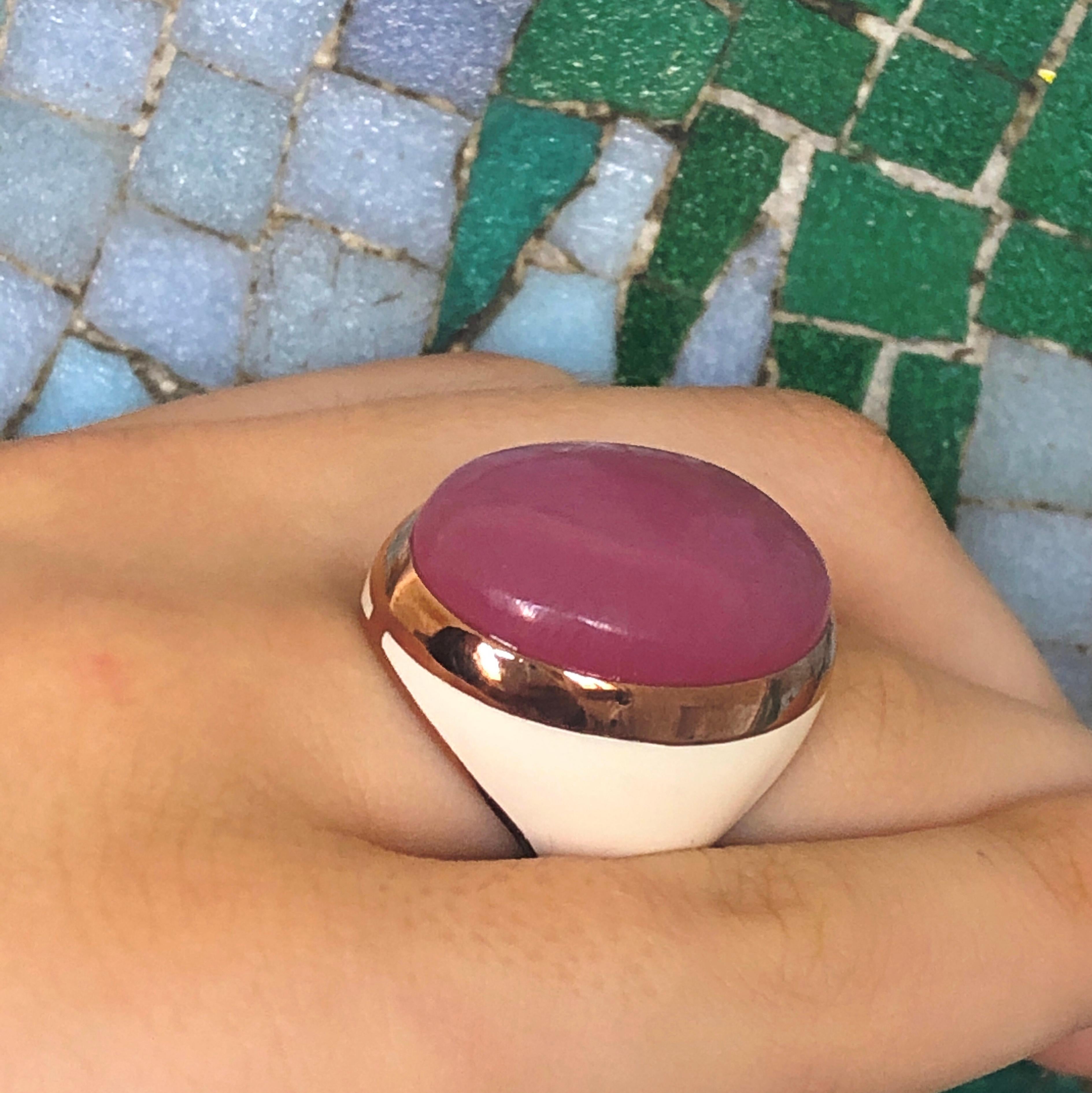 Berca 26,5 Kt Lavendel Jade Beige Emaillierte Rose Sterling Silber Cocktail Ring im Angebot 2