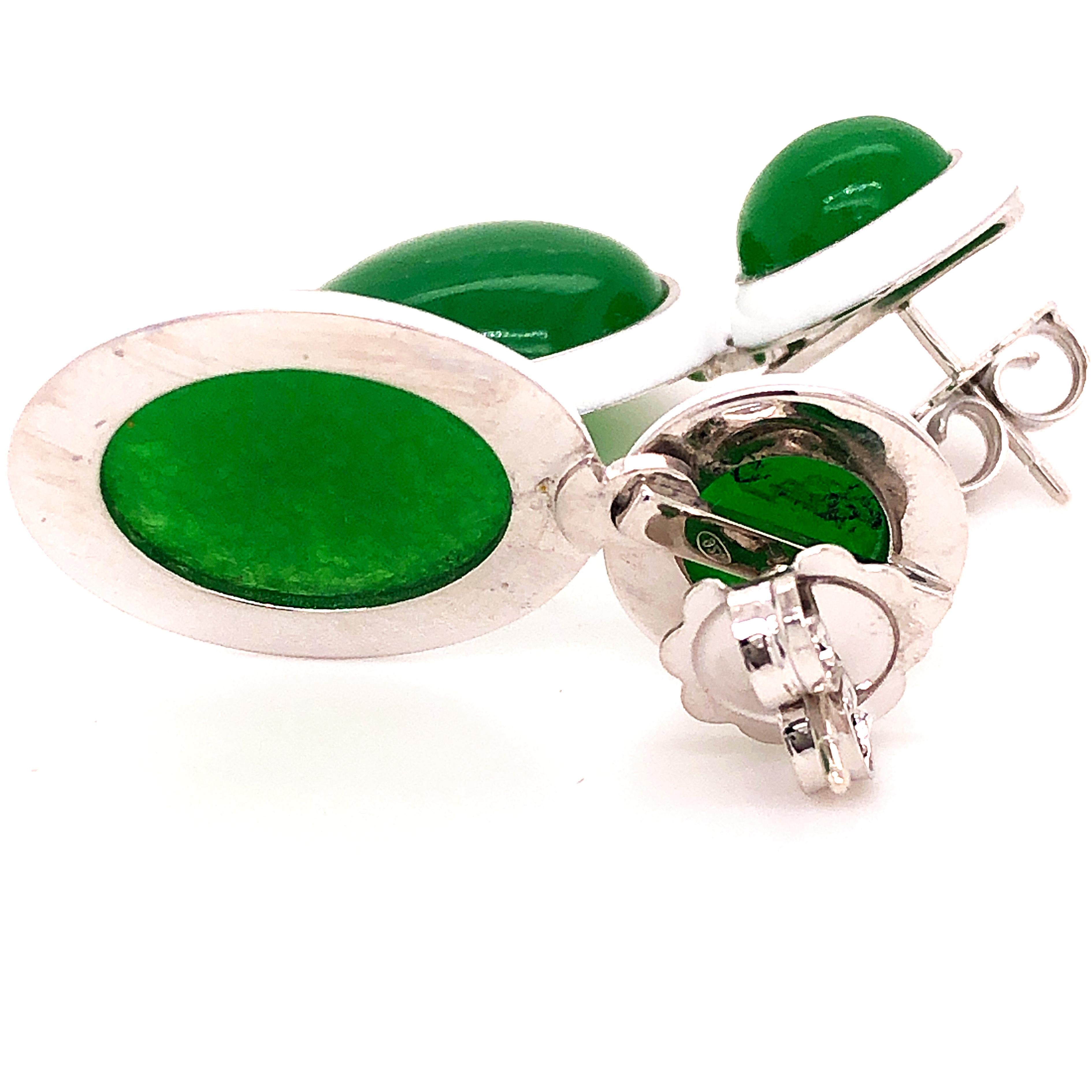Berca 44.8 Kt Natural Green Jade White Hand Enameled Sterling Silver Earrings For Sale 1