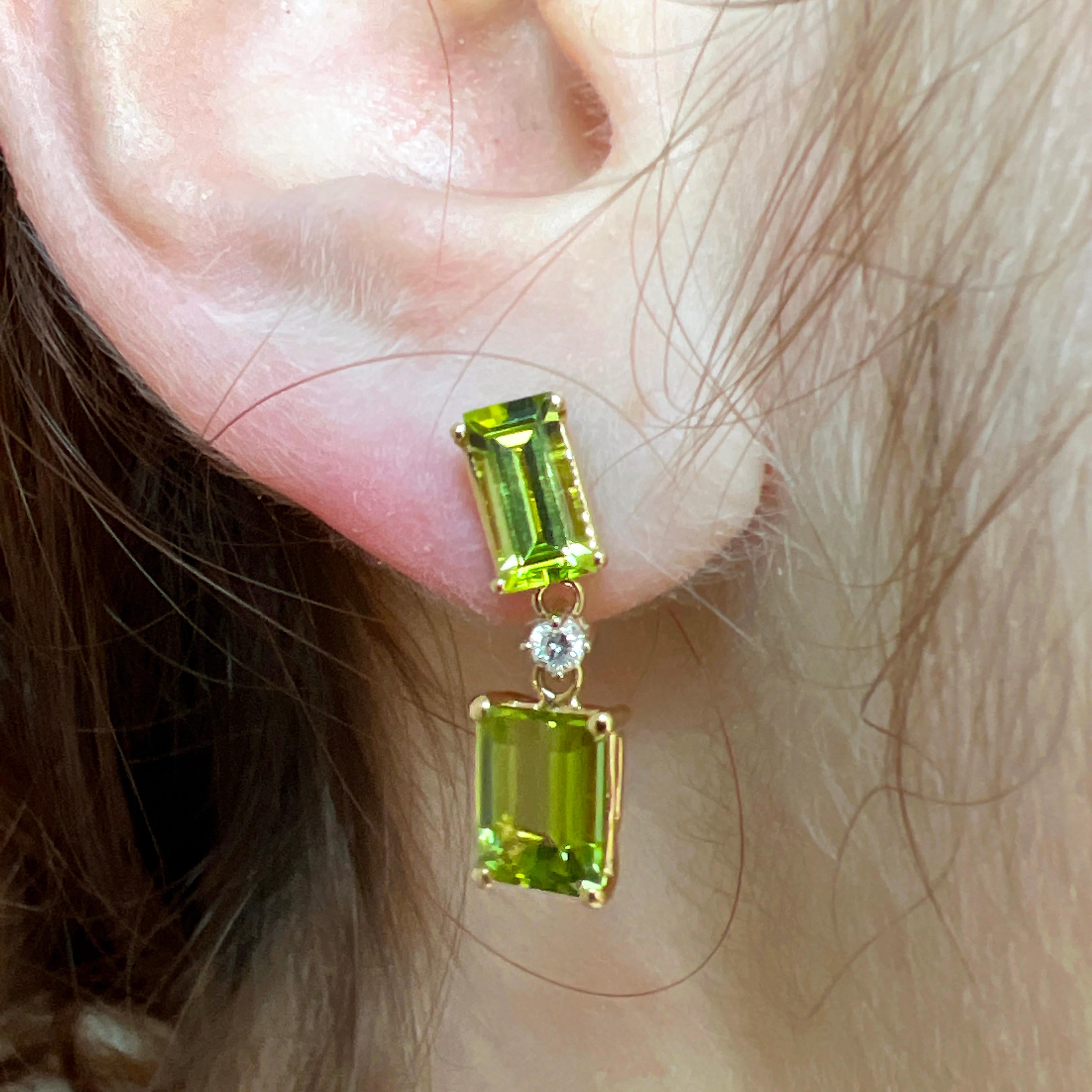 Berca 5.10 Karat Peridot Emerald Cut White Diamond 18 Karat Gold Earrings For Sale 2
