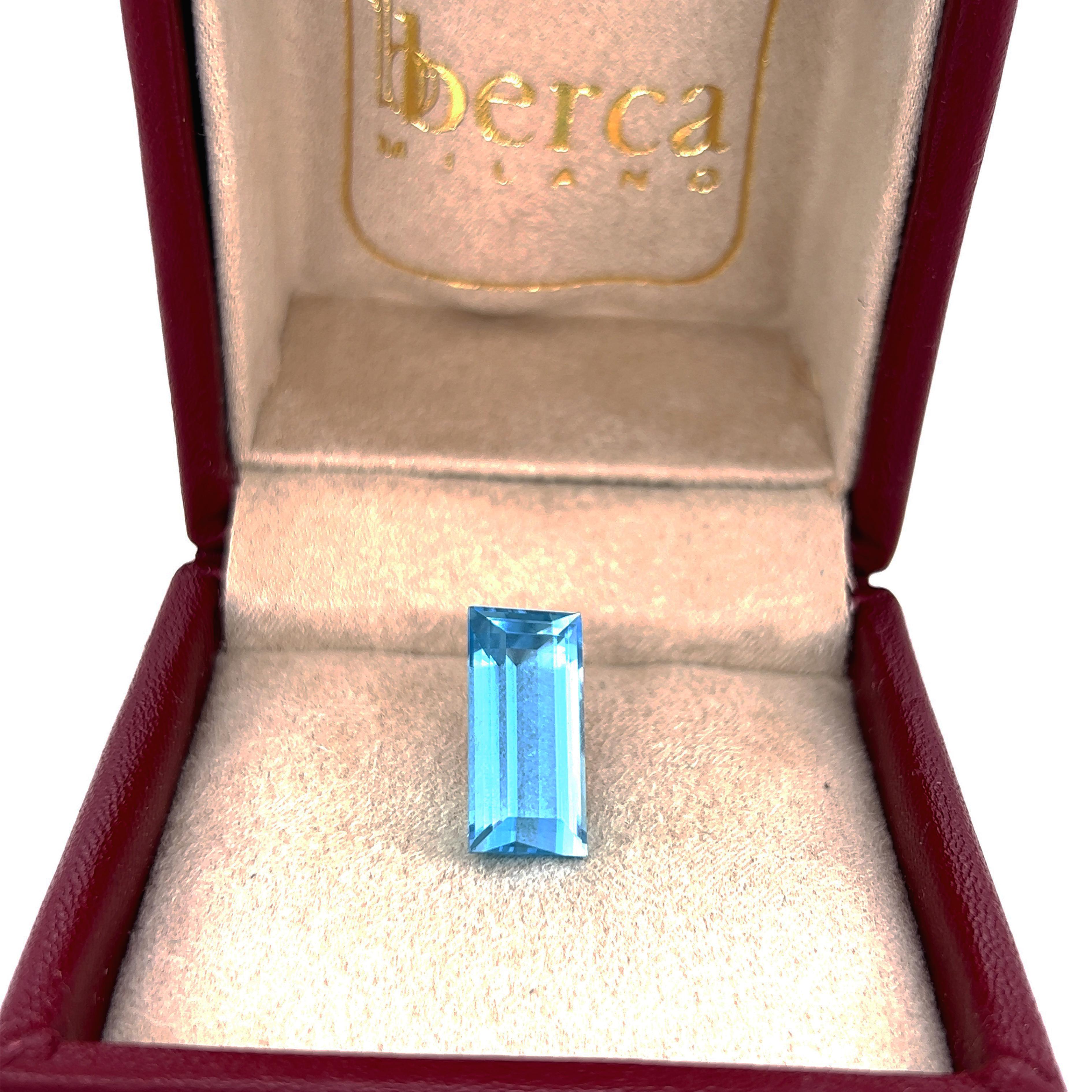 Berca AIGS Certified 10.49Kt Rectangular Blue Aquamarine White Diamond Ring For Sale 5