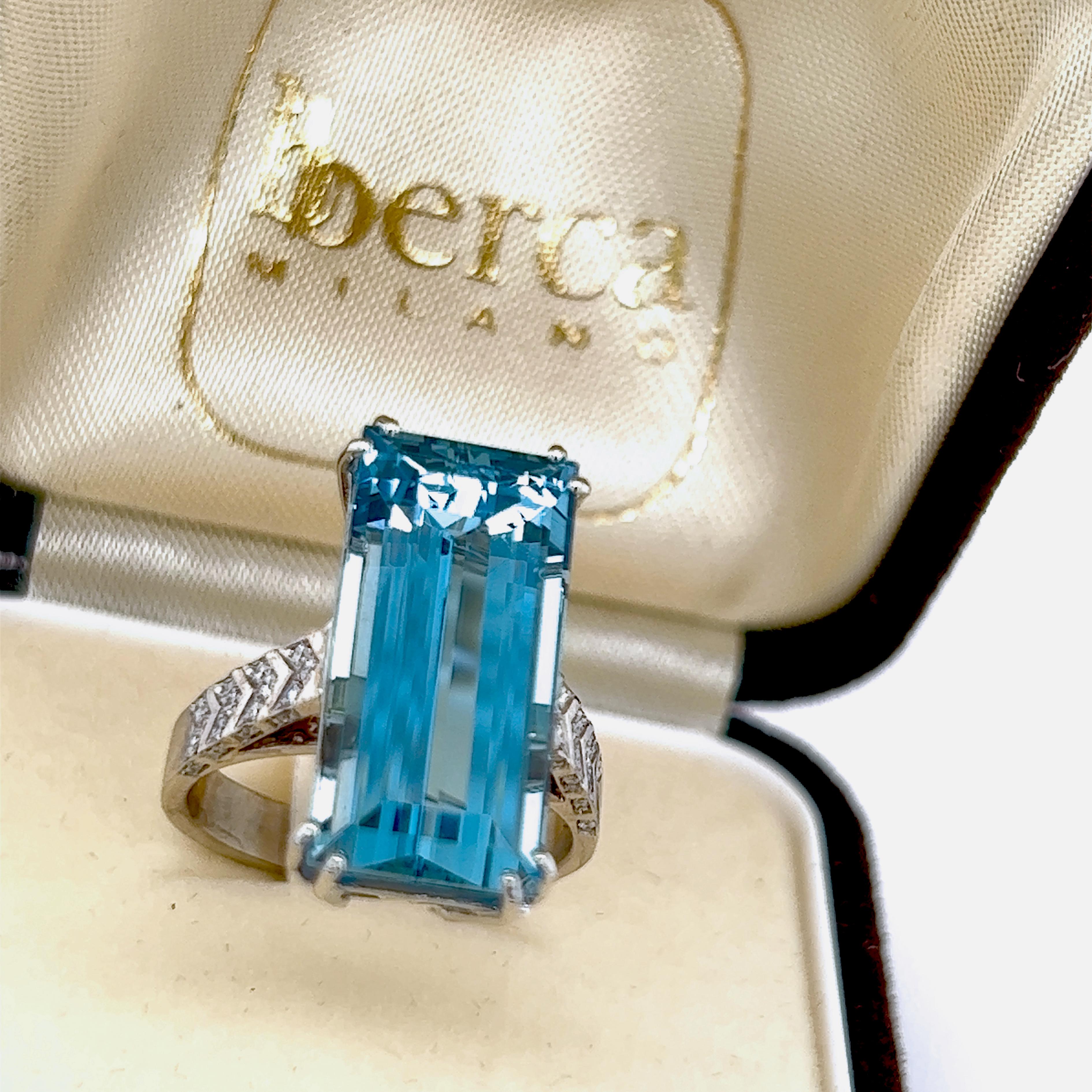 Contemporary Berca AIGS Certified 10.49Kt Rectangular Blue Aquamarine White Diamond Ring For Sale