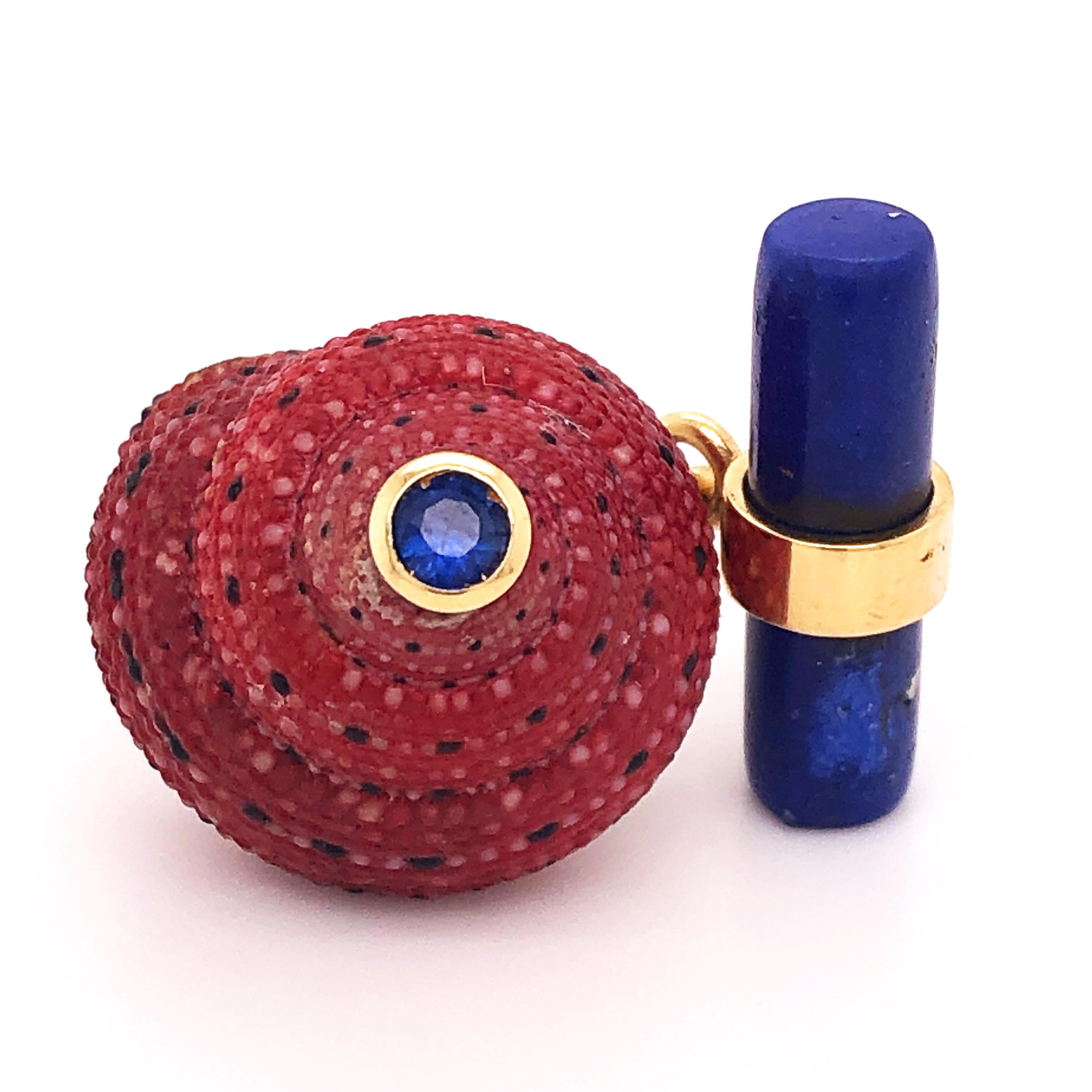 Brilliant Cut Berca Blue Sapphire Strawberry Red Shell Lapis Baton Back 18K Gold Cufflinks